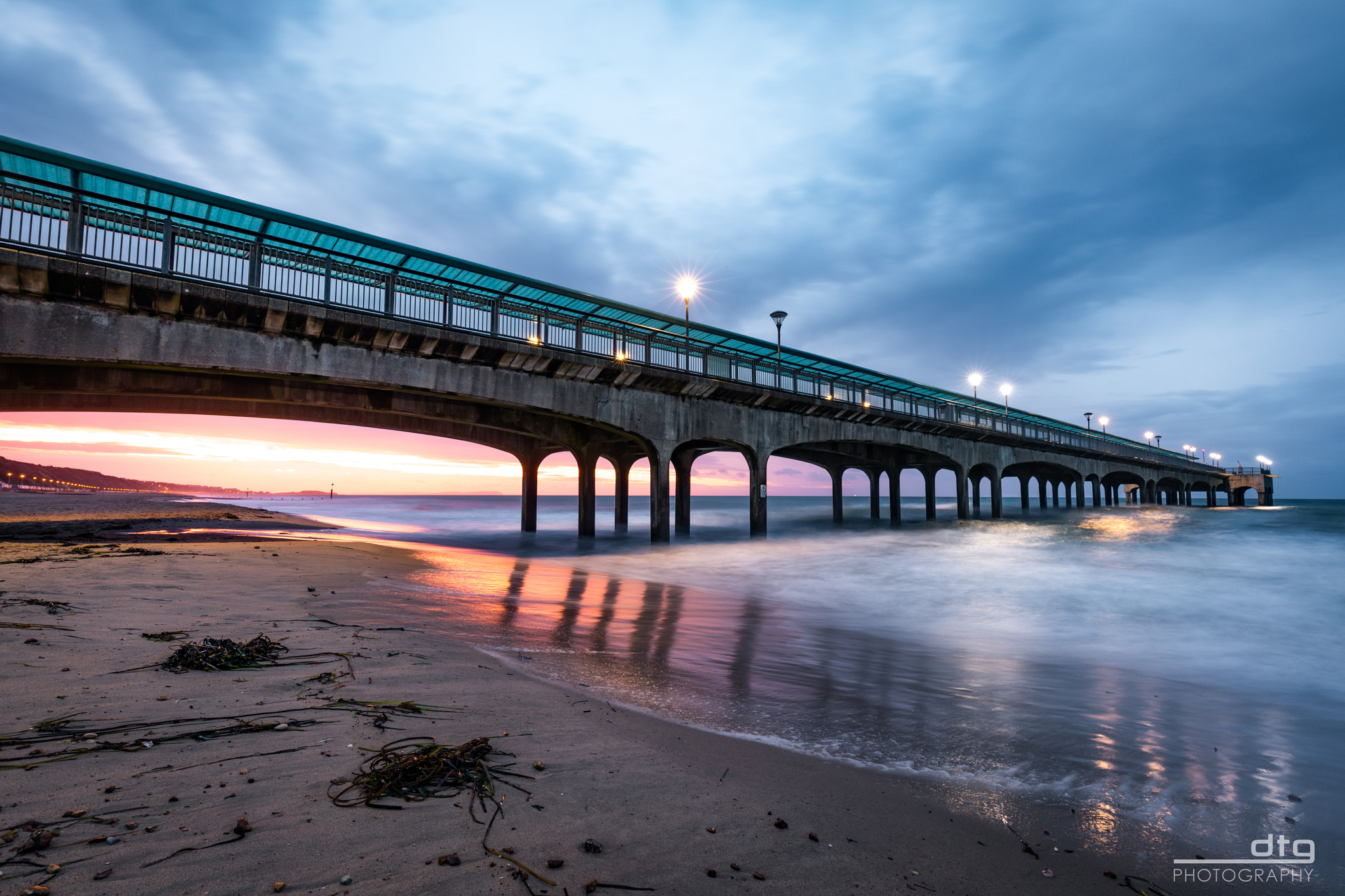 Canon EOS 5D Mark IV + Canon EF 16-35mm F4L IS USM sample photo. Love ... boscombe pier photography