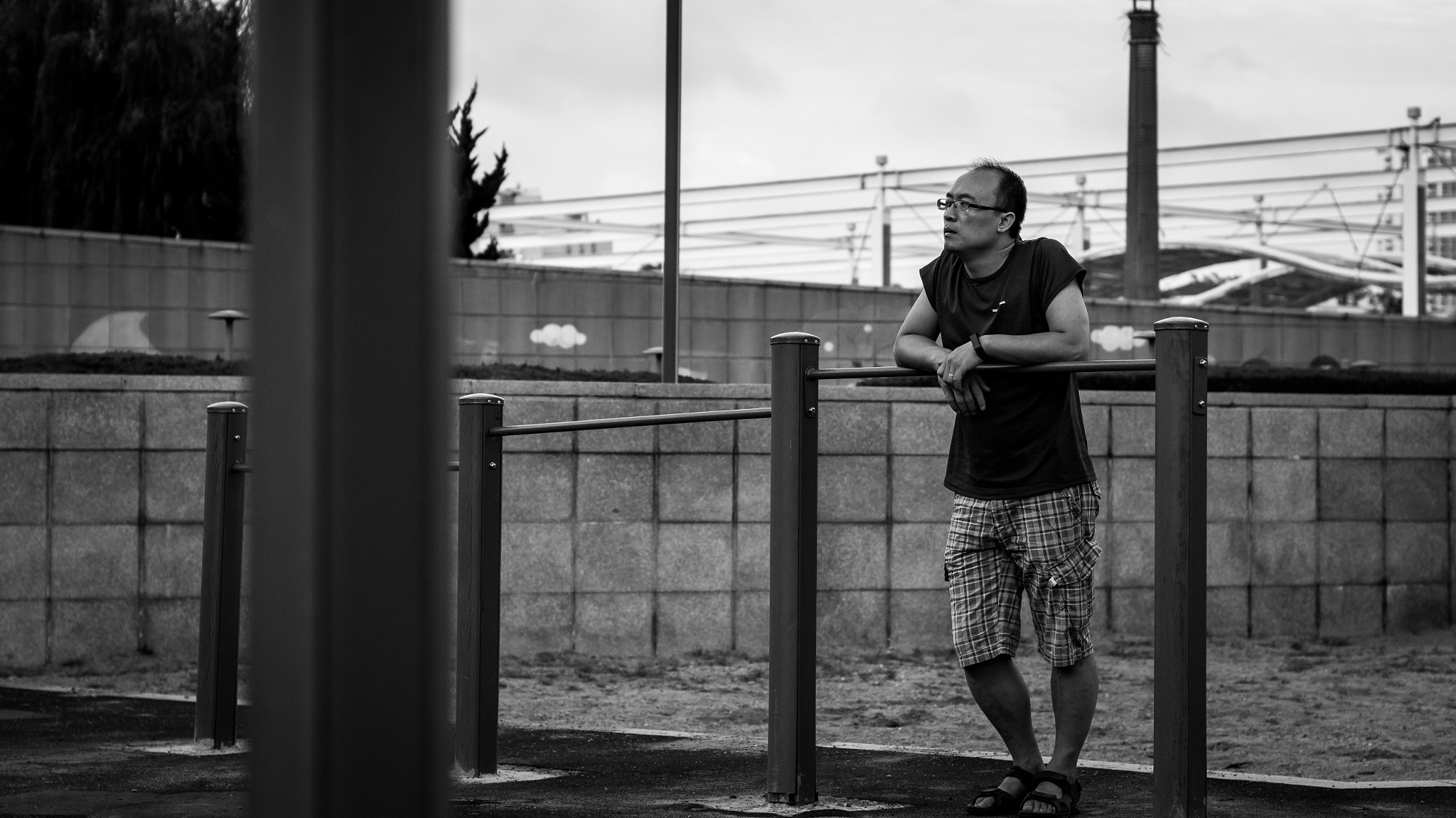 Canon EOS 100D (EOS Rebel SL1 / EOS Kiss X7) + Canon EF 50mm F1.4 USM sample photo. Keep an eye on... photography