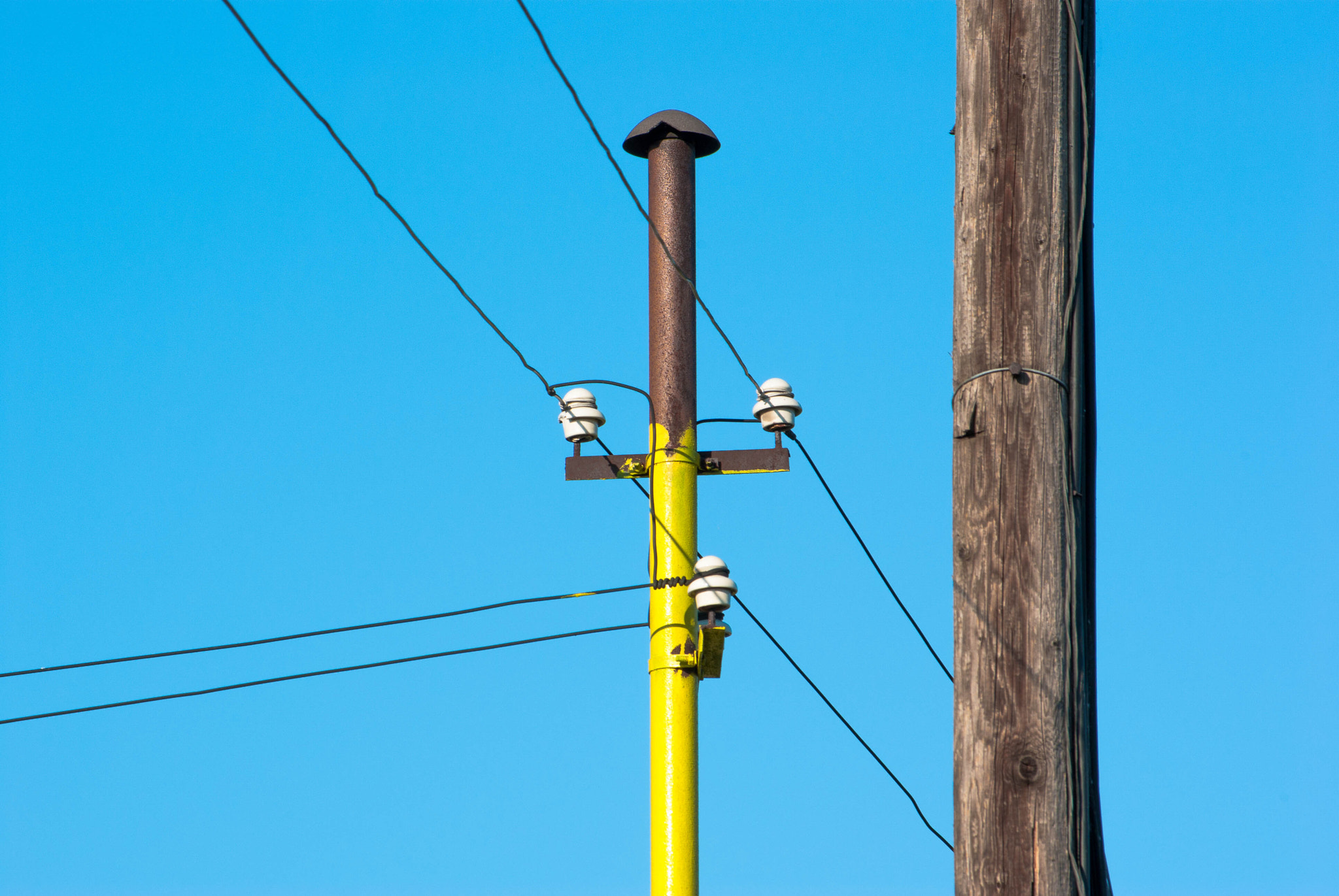 smc PENTAX-DA L 50-200mm F4-5.6 ED sample photo. Lines photography
