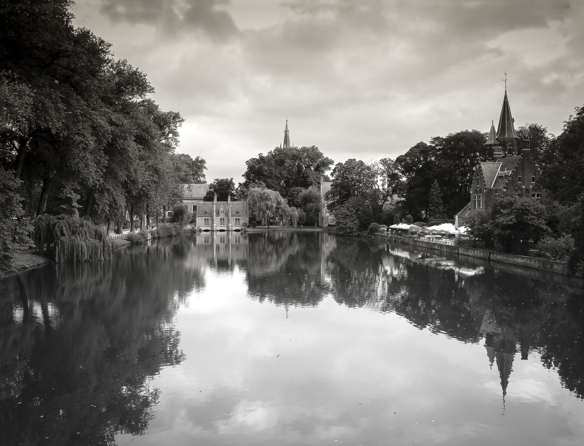 Panasonic Lumix DMC-G3 + Panasonic Lumix G 14mm F2.5 ASPH sample photo. Lovers lake, bruges, belgium photography