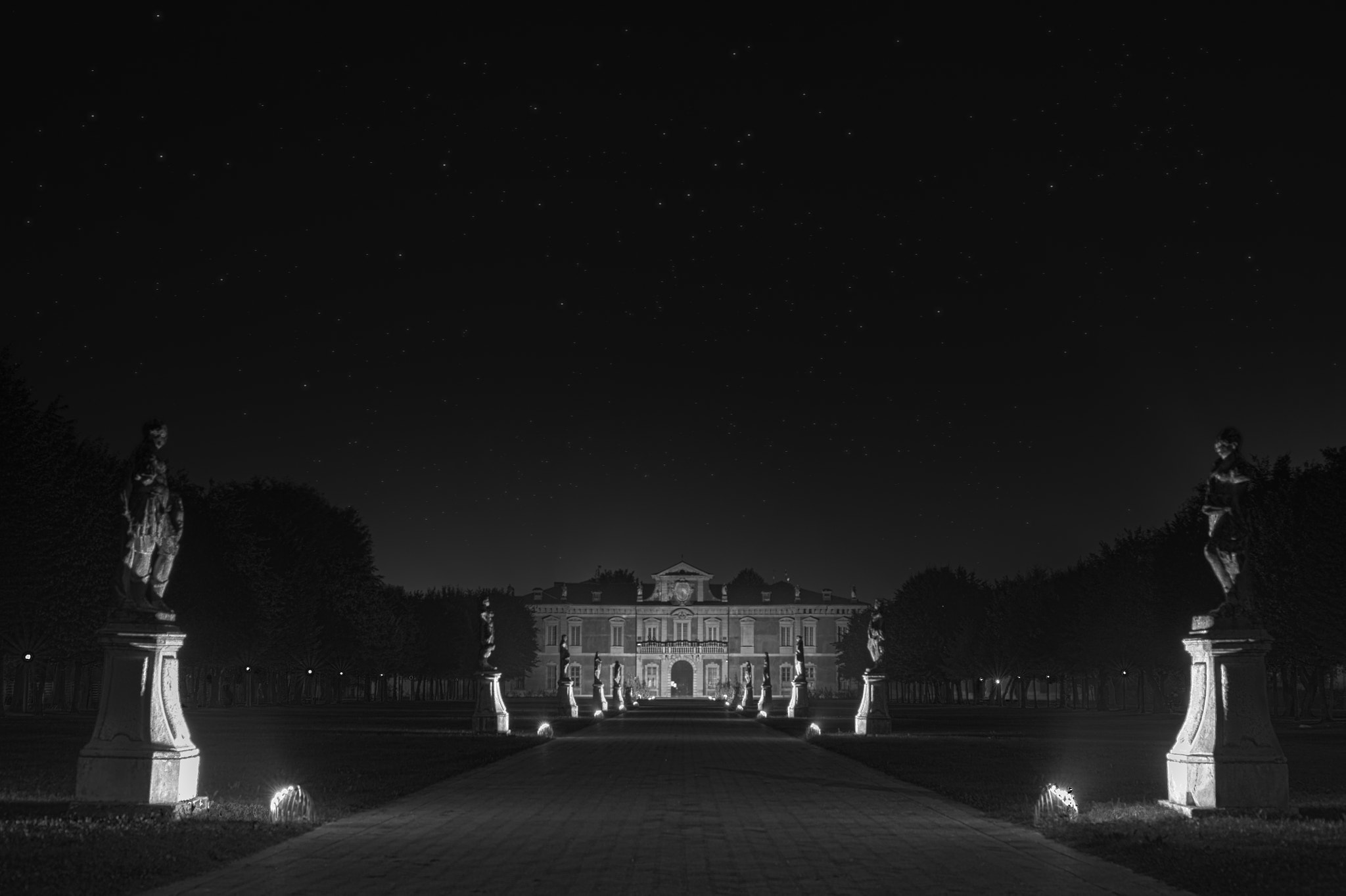 Nikon D700 + Sigma 50mm F1.4 DG HSM Art sample photo. Villa morando photography
