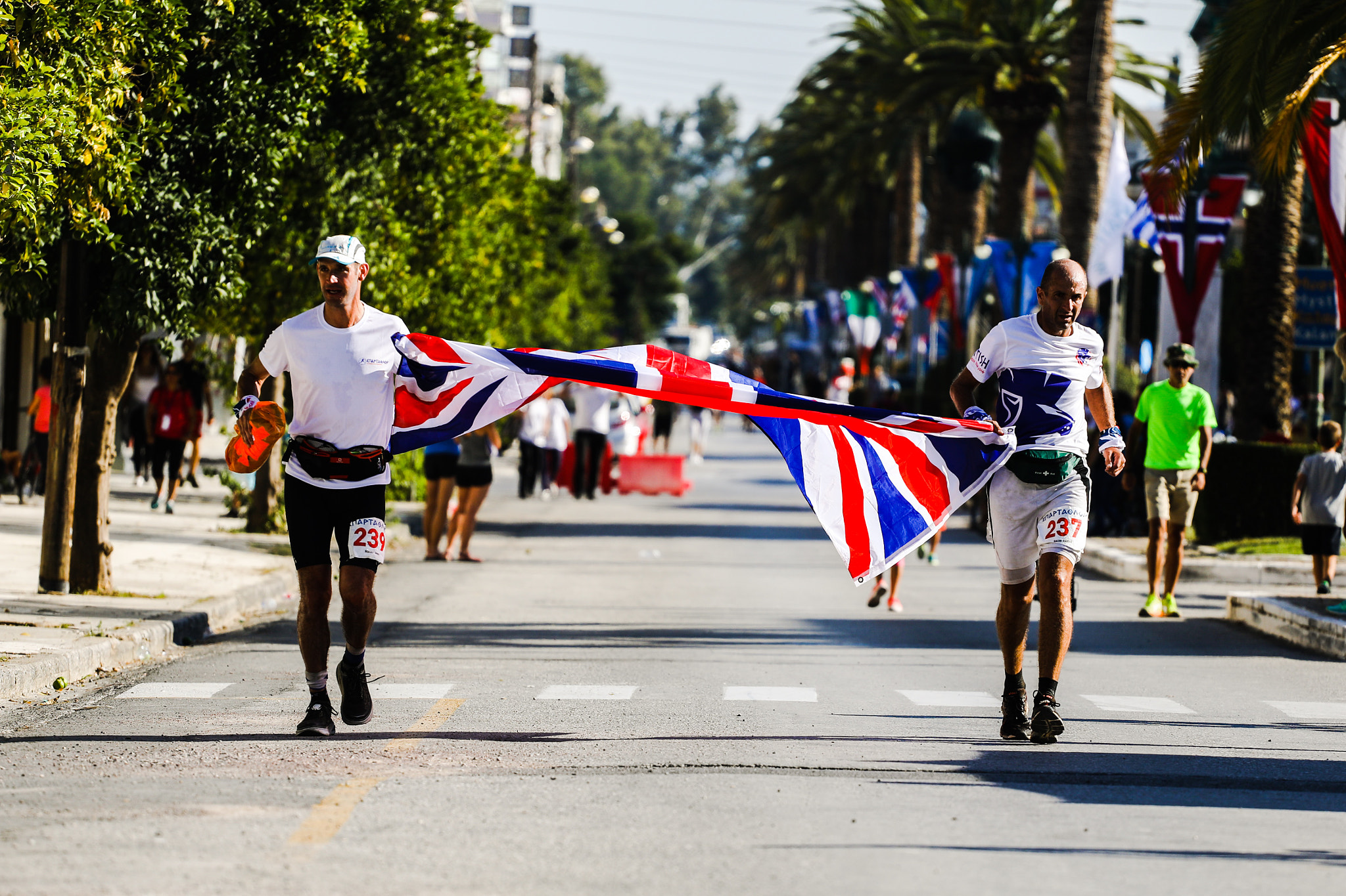 Canon EF 70-200mm F4L USM sample photo. Finishing the iconic 153 mile spartathlon ultra photography