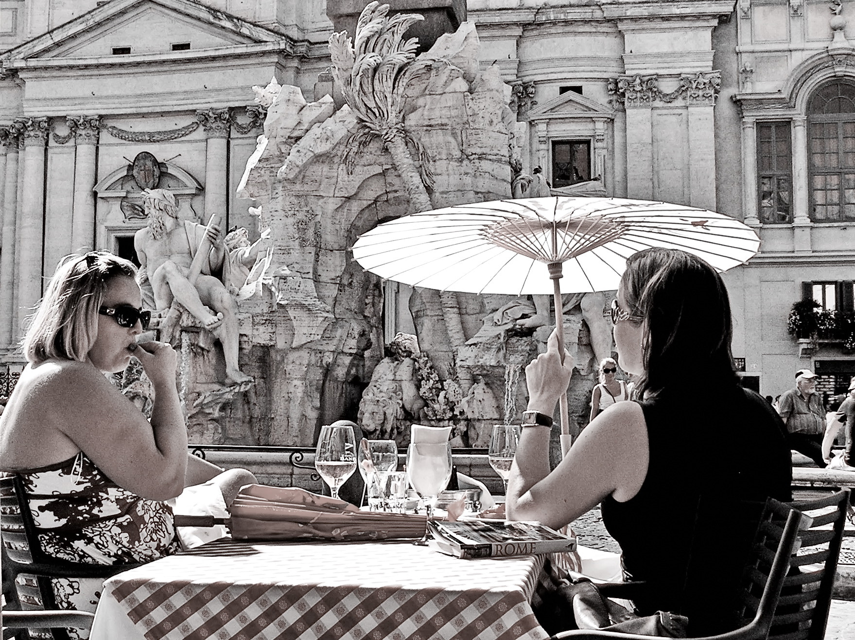 Olympus C765UZ sample photo. Piazza navona photography