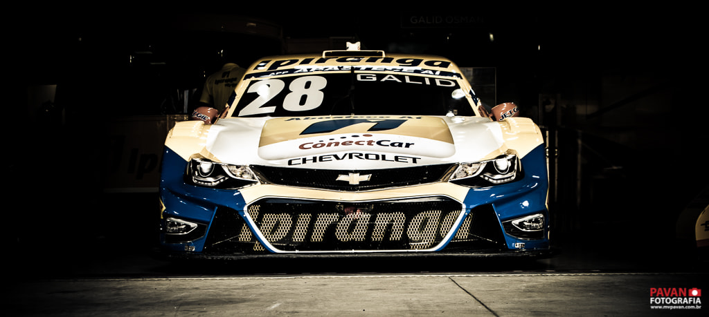 Canon EOS 400D (EOS Digital Rebel XTi / EOS Kiss Digital X) sample photo. The beast | stock car photography