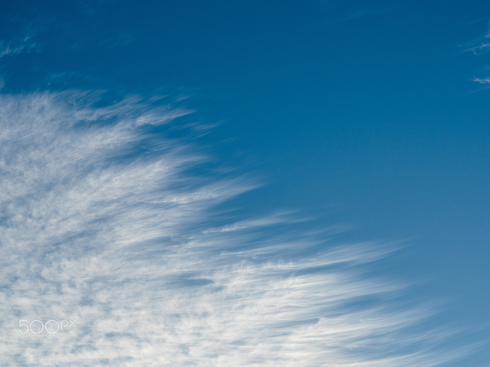 Olympus OM-D E-M5 II sample photo. Cloud and sky photography