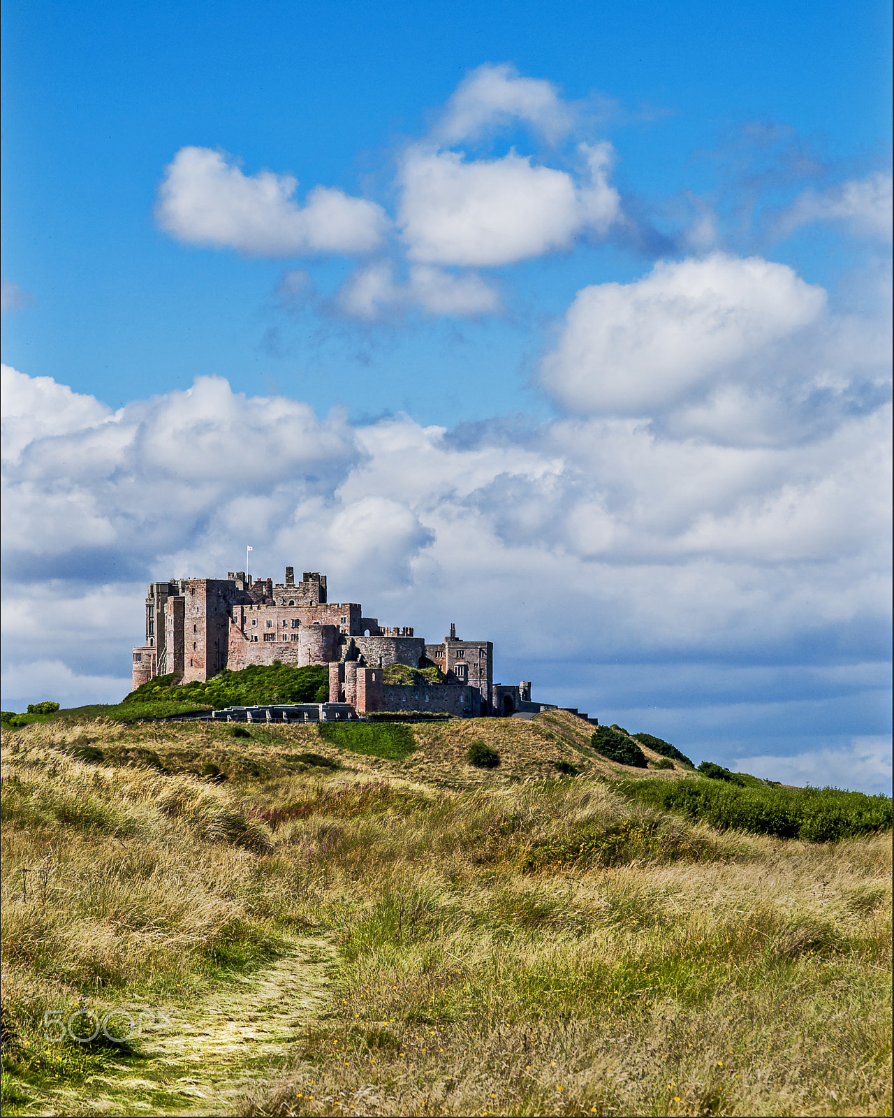 Nikon AF Nikkor 24-85mm F2.8-4D IF sample photo. Bamburgh castle photography