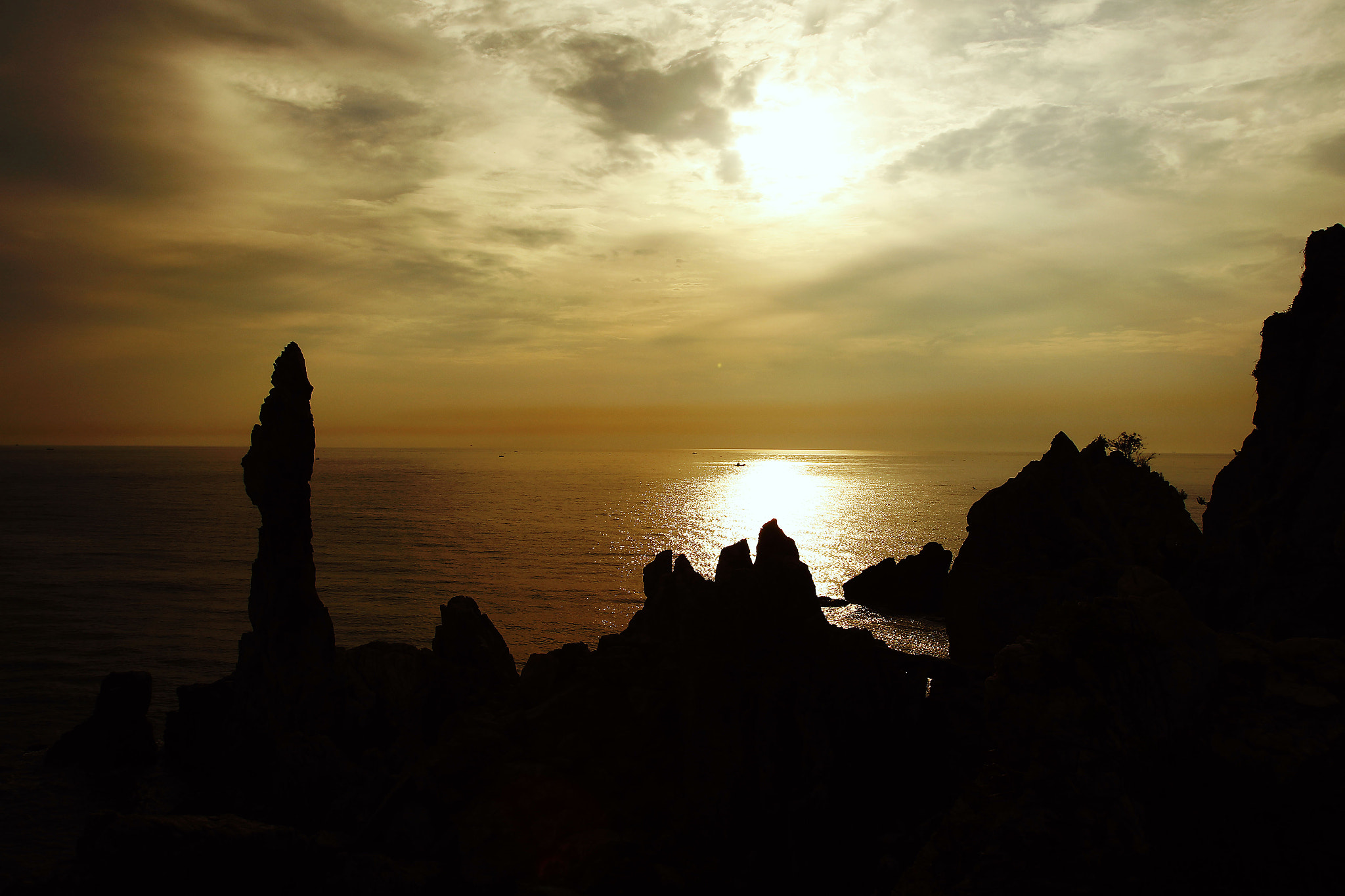 Canon EOS 60D + Canon EF 16-35mm F2.8L USM sample photo