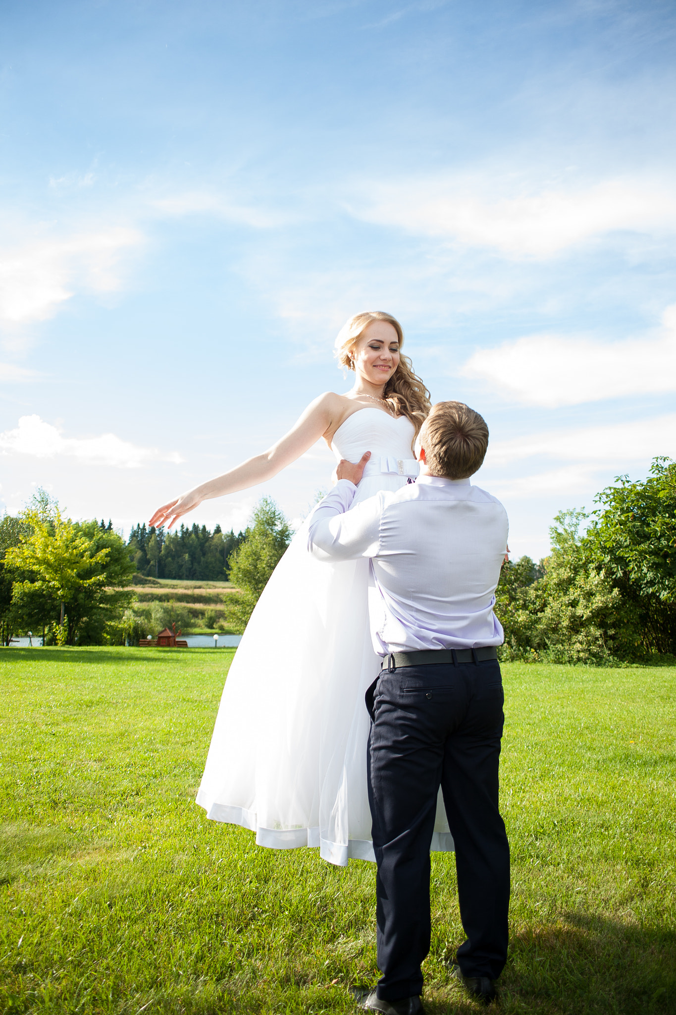 Canon EOS 5D + Canon EF 28-80mm f/3.5-5.6 USM IV sample photo. The happiest day photography