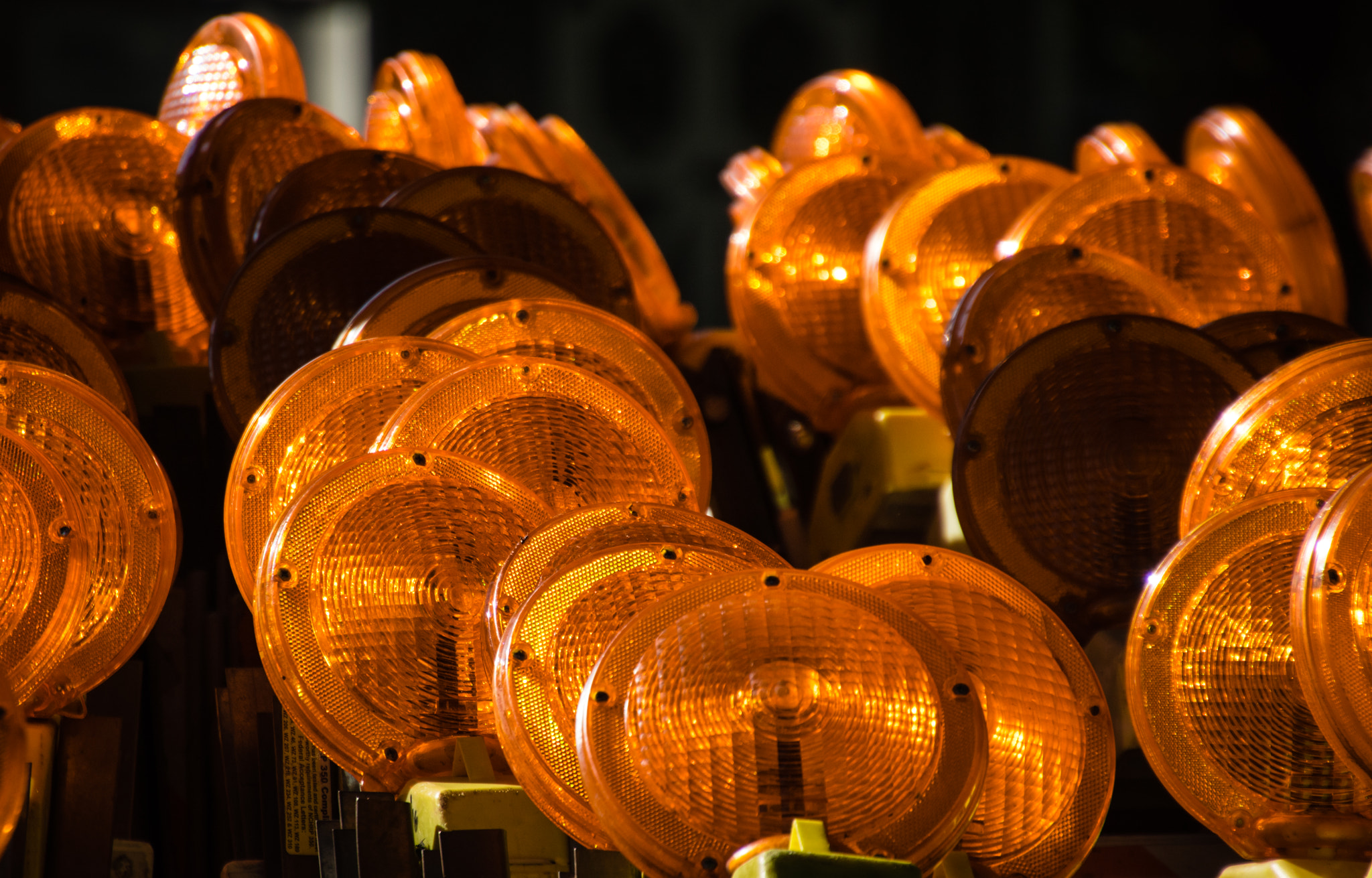 Canon EOS 760D (EOS Rebel T6s / EOS 8000D) sample photo. Hazard lights photography