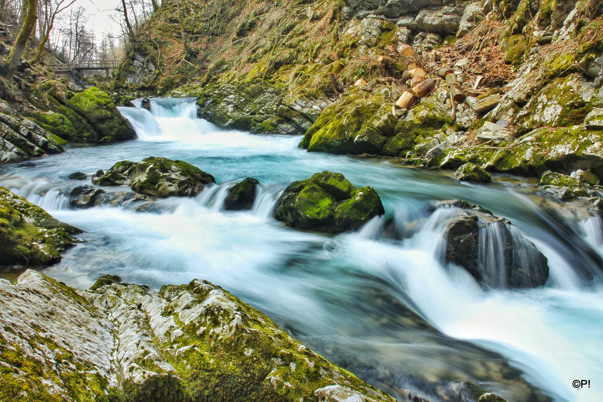 Canon EOS 650D (EOS Rebel T4i / EOS Kiss X6i) + Canon 18-200mm sample photo. Radovna rushes through vintgar gorge photography