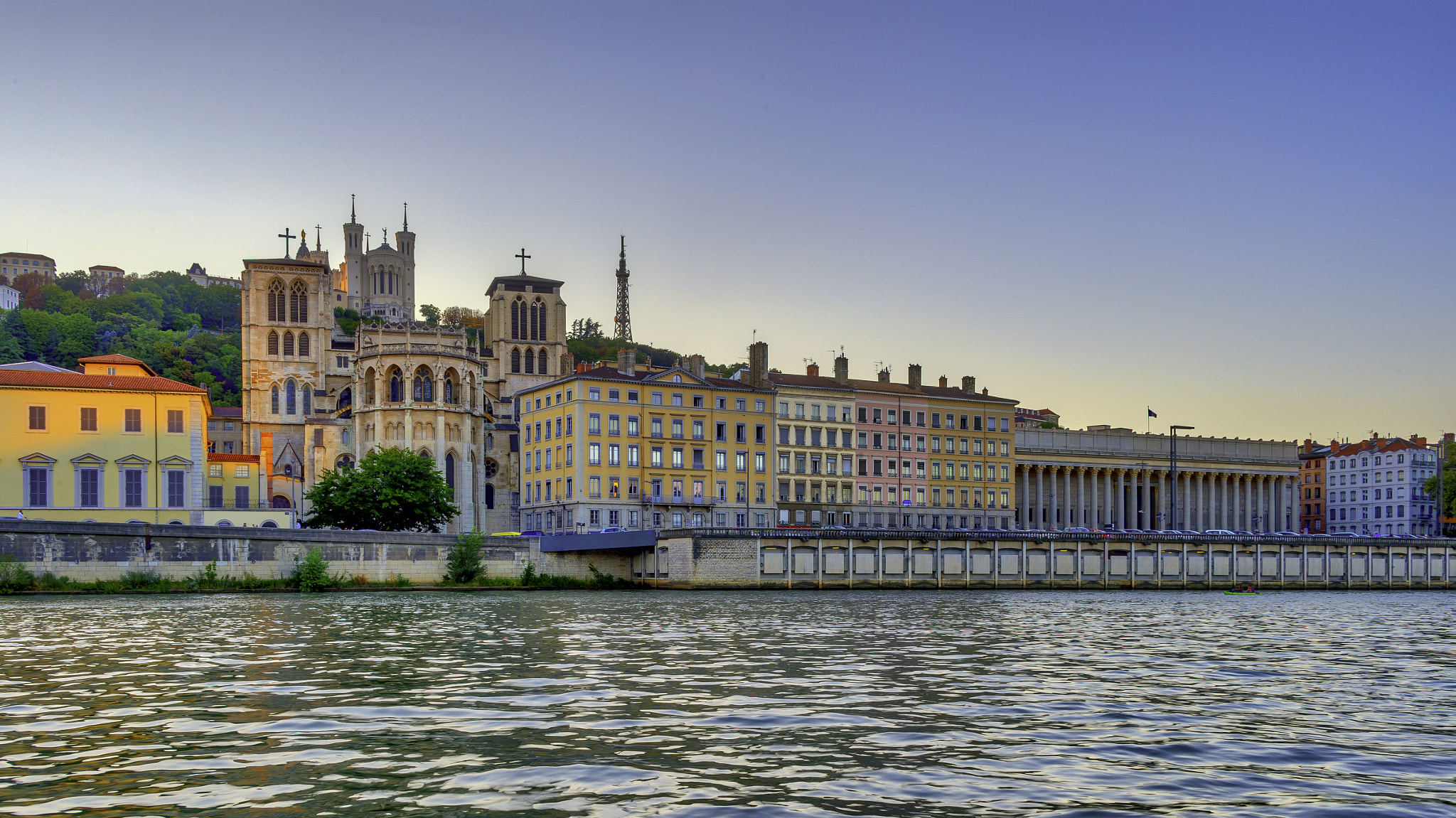 Nikon D4S sample photo. Lyon evening photography