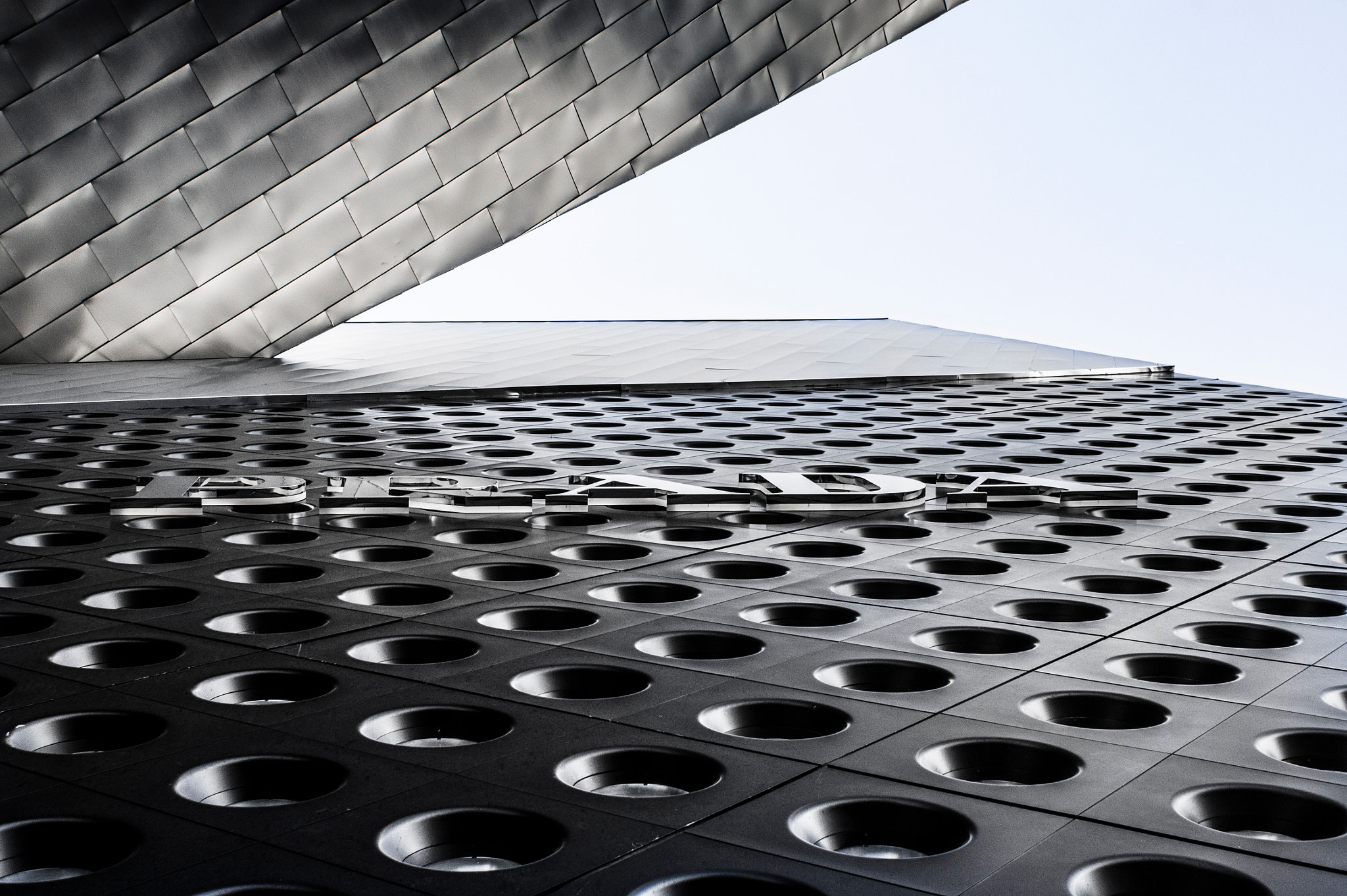 Sony DT 18-70mm F3.5-5.6 sample photo. Prada store - lv, nv photography