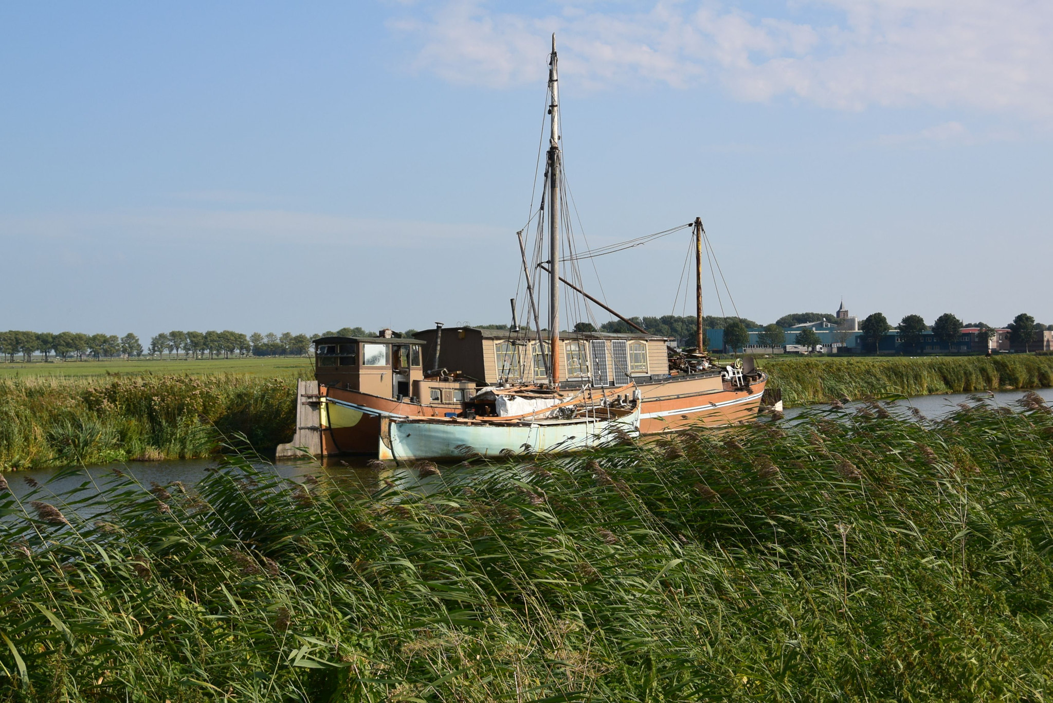 Nikon 1 S2 sample photo. Ship photography