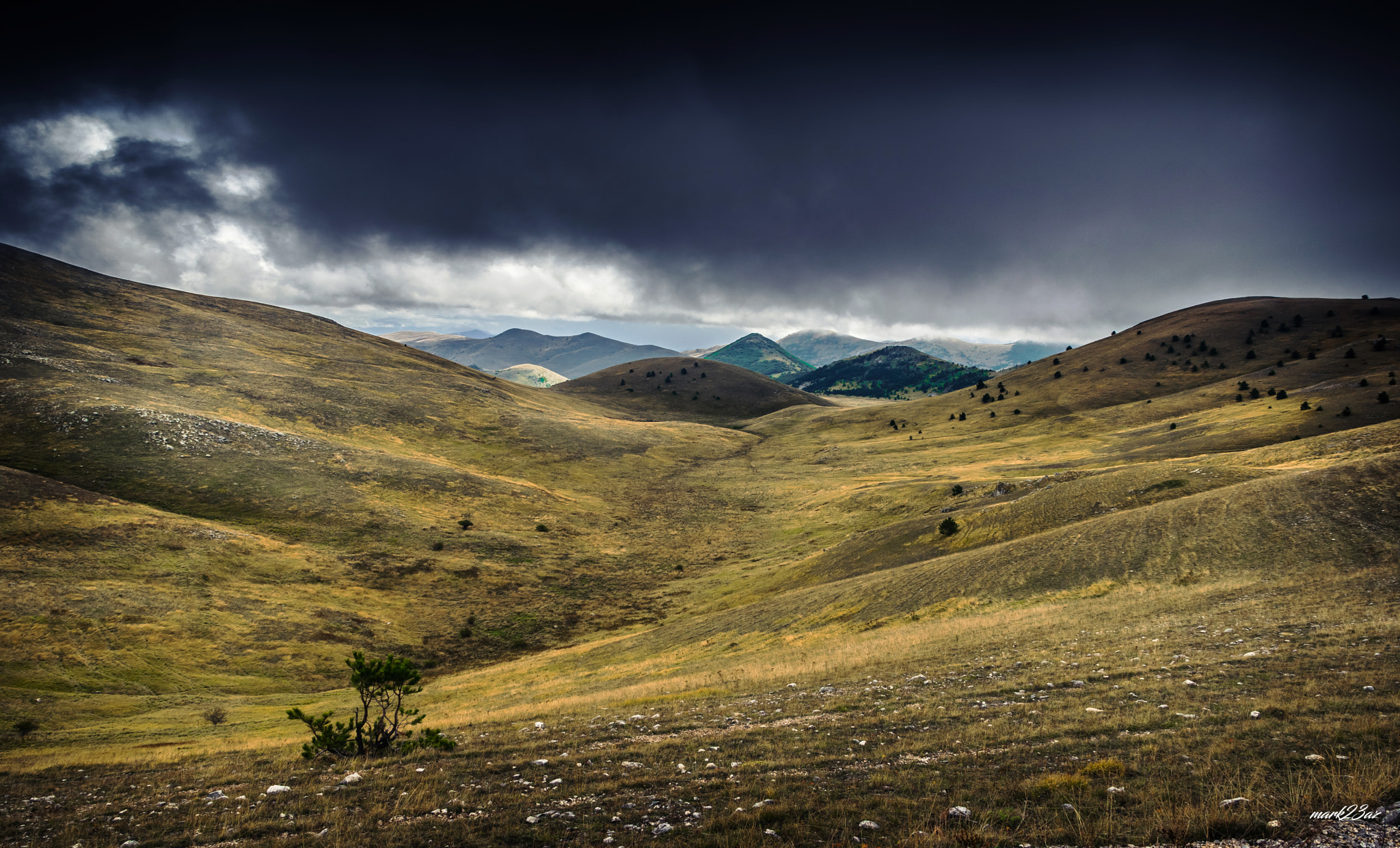 Sigma 17-70mm F2.8-4 DC Macro OS HSM | C sample photo. Abruzzo photography