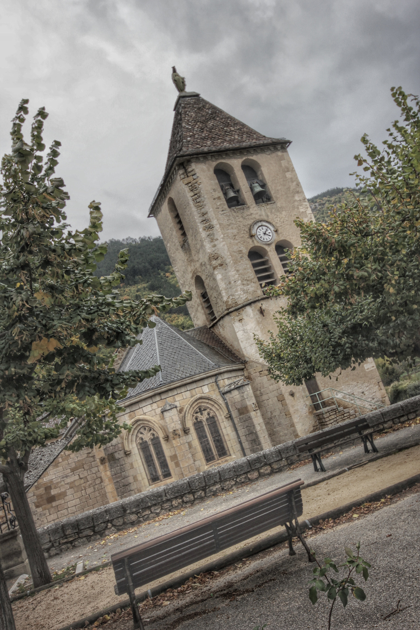 Canon 10-20mm sample photo. Quezac.... photography