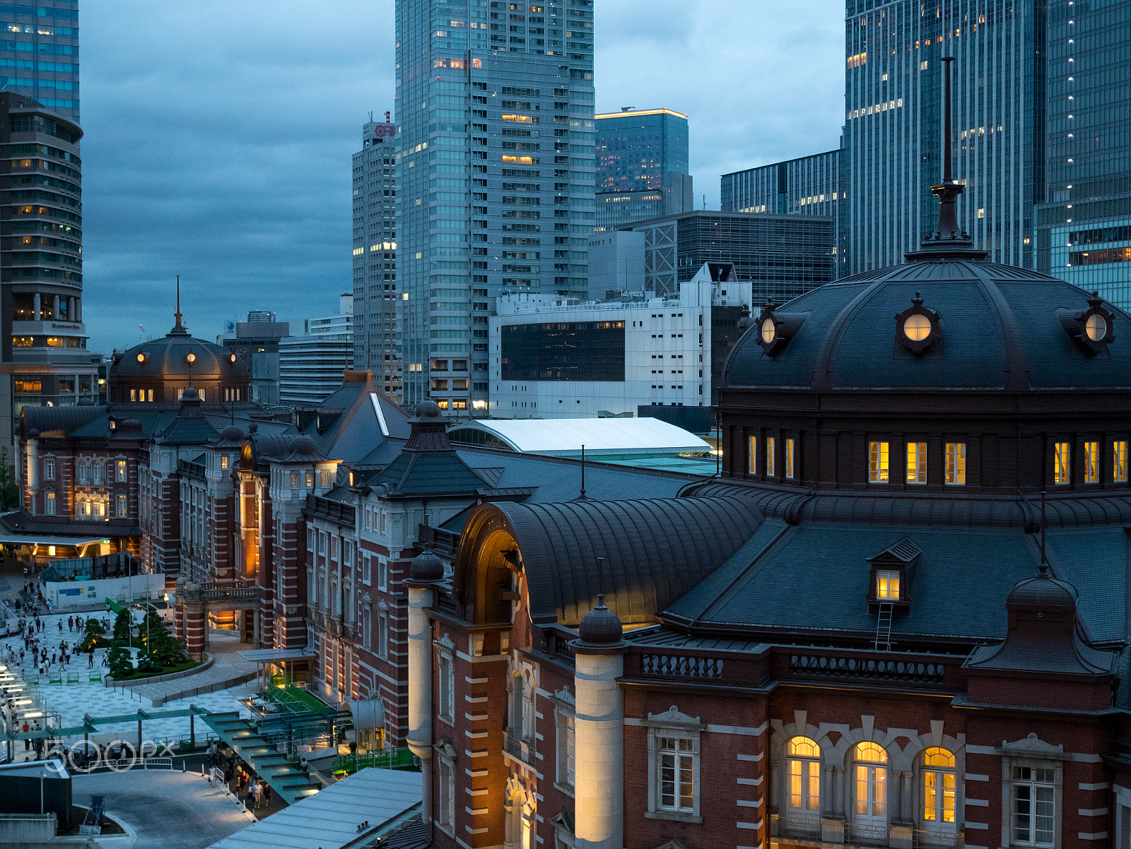 Panasonic DMC-GM1S + Panasonic Lumix G Vario HD 12-32mm F3.5-5.6 Mega OIS sample photo. Tokyo station photography