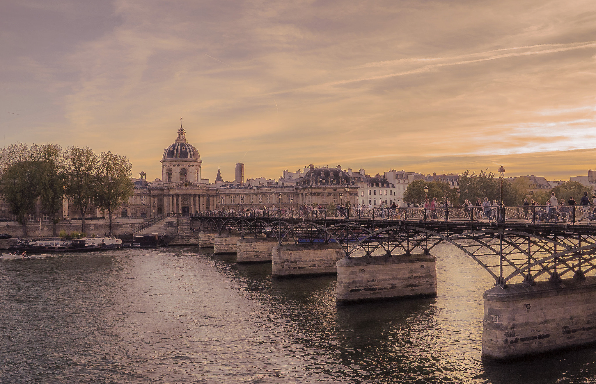 Sony a7S sample photo. The seine photography