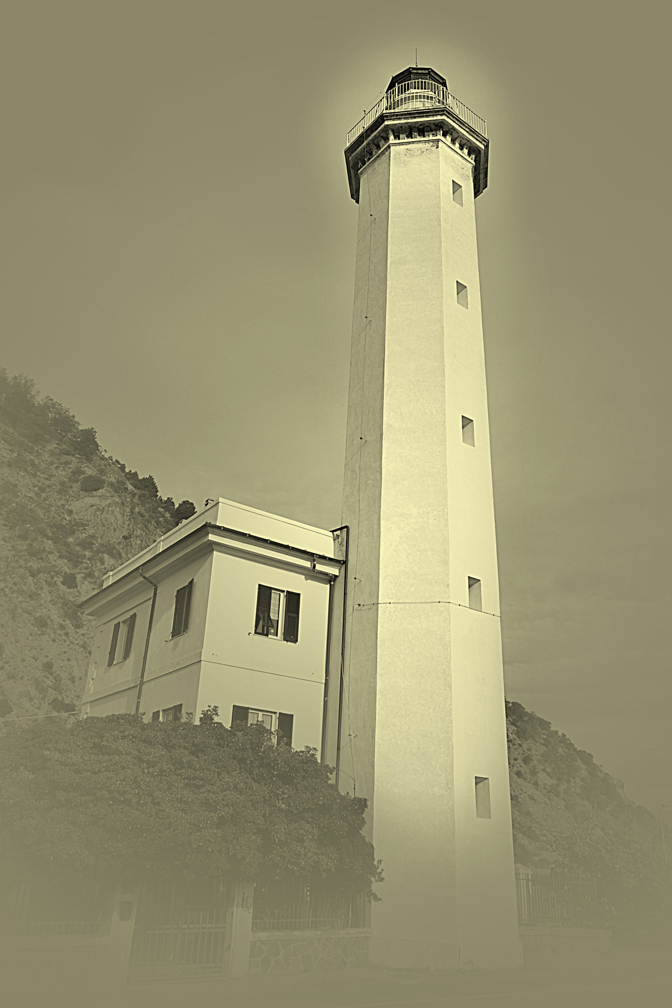 Nikon D3100 + Sigma 10-20mm F3.5 EX DC HSM sample photo. Lighthouse  photography