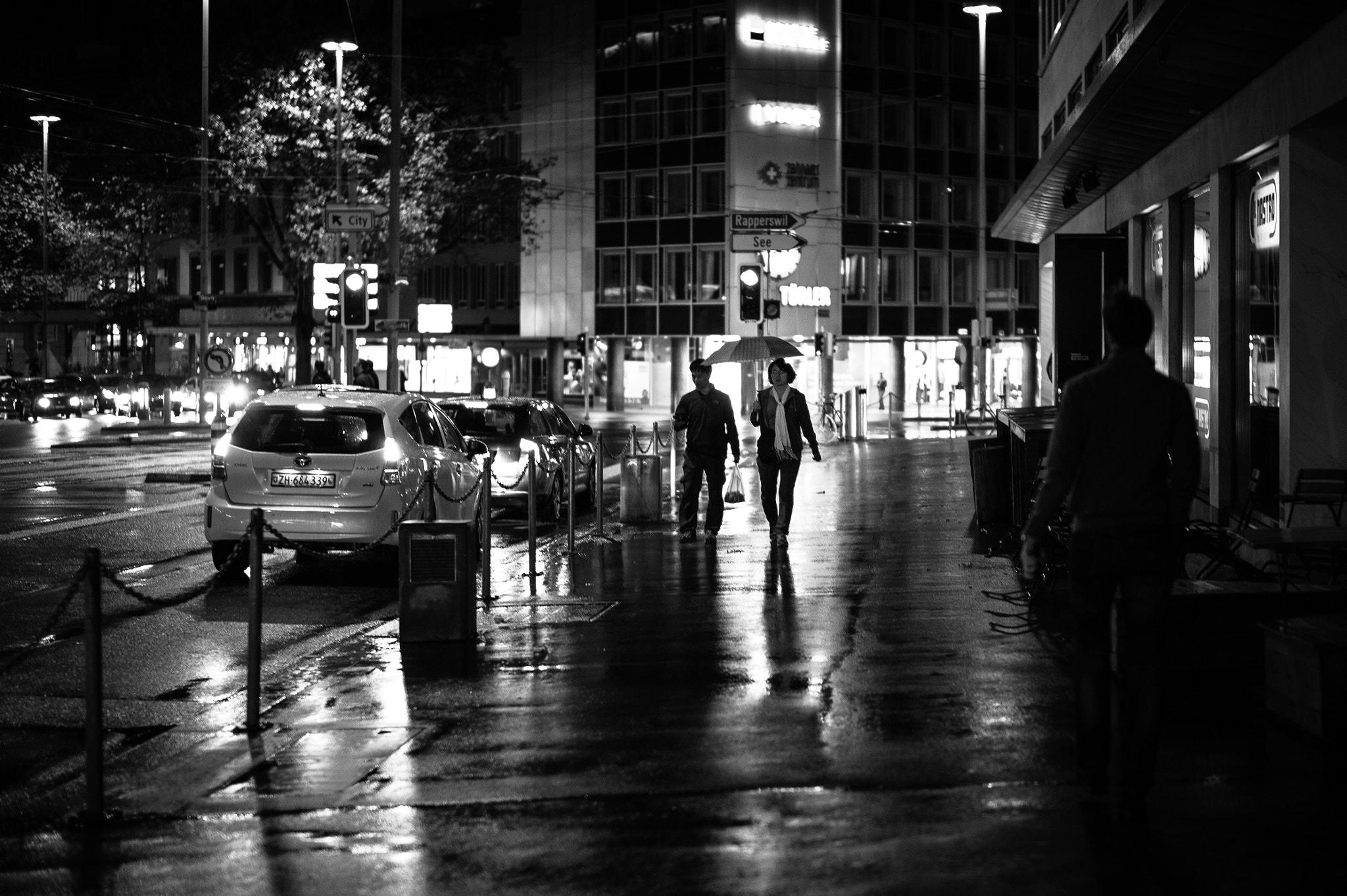 Leica Summilux-M 50mm F1.4 ASPH sample photo. After the rain photography