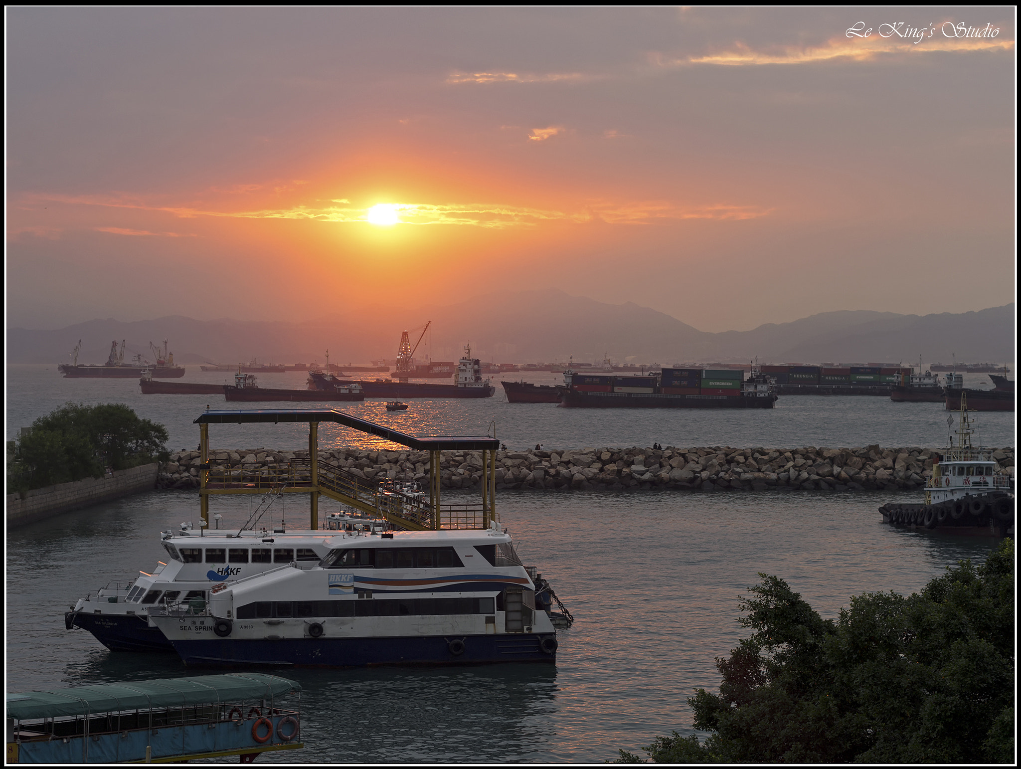 Olympus PEN E-PL6 + Olympus M.Zuiko Digital 45mm F1.8 sample photo. 輕舟已過 • sailing on photography