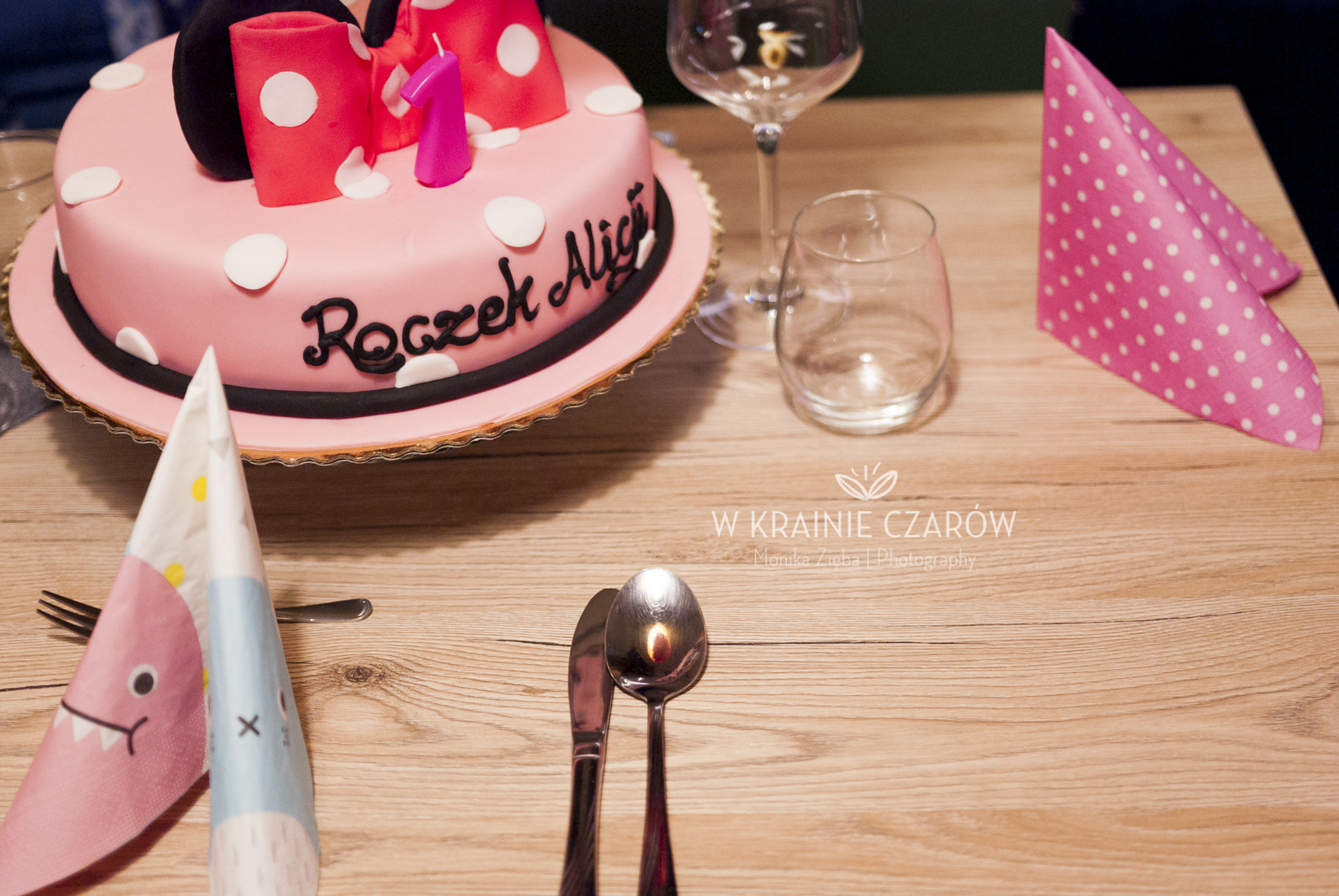 Pentax K200D sample photo. Birthday cake photography