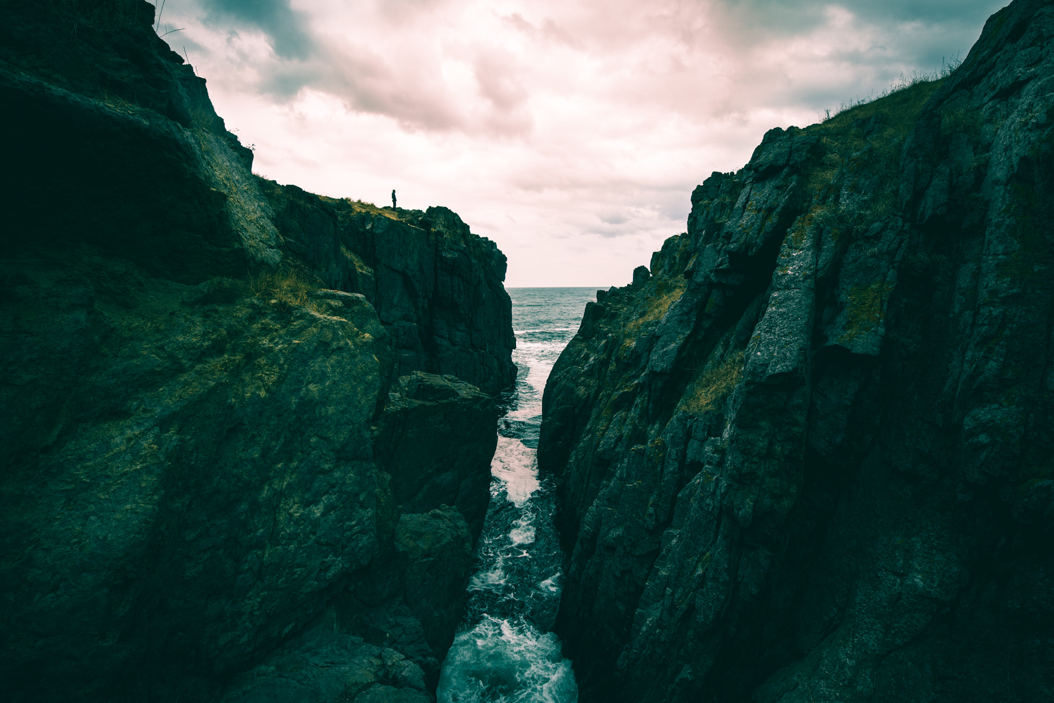 Samyang 14mm F2.8 ED AS IF UMC sample photo. Nos agalina (cliff jumping area) photography
