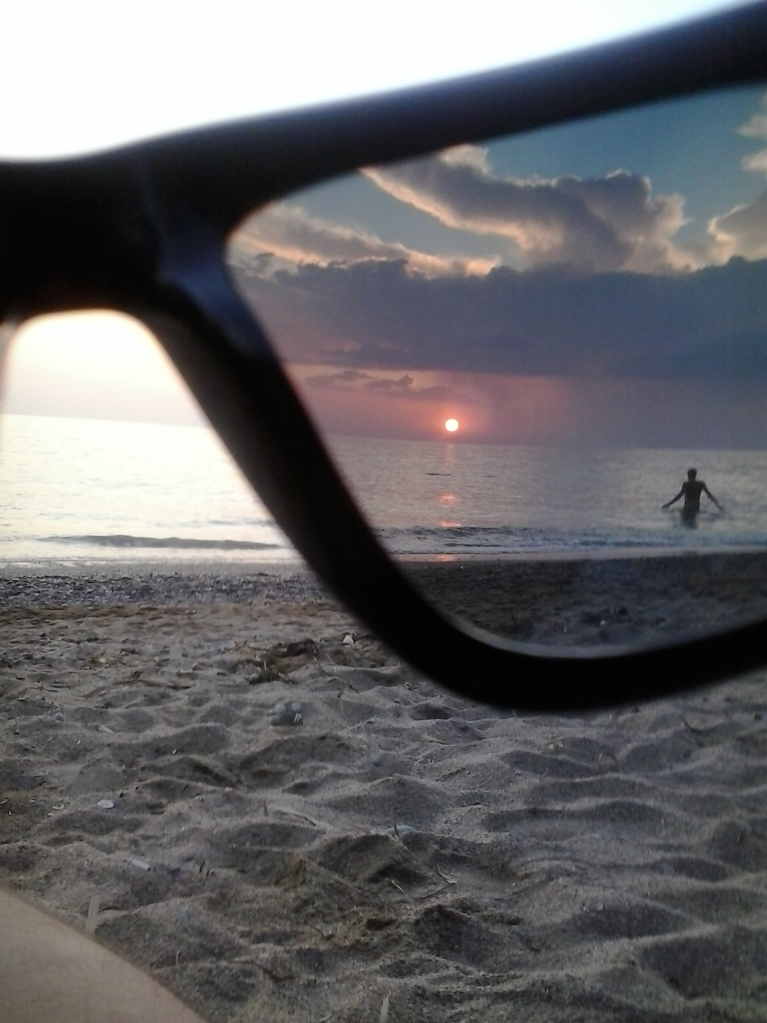 Samsung Galaxy Y Duos sample photo. Sunset in sunglasses photography