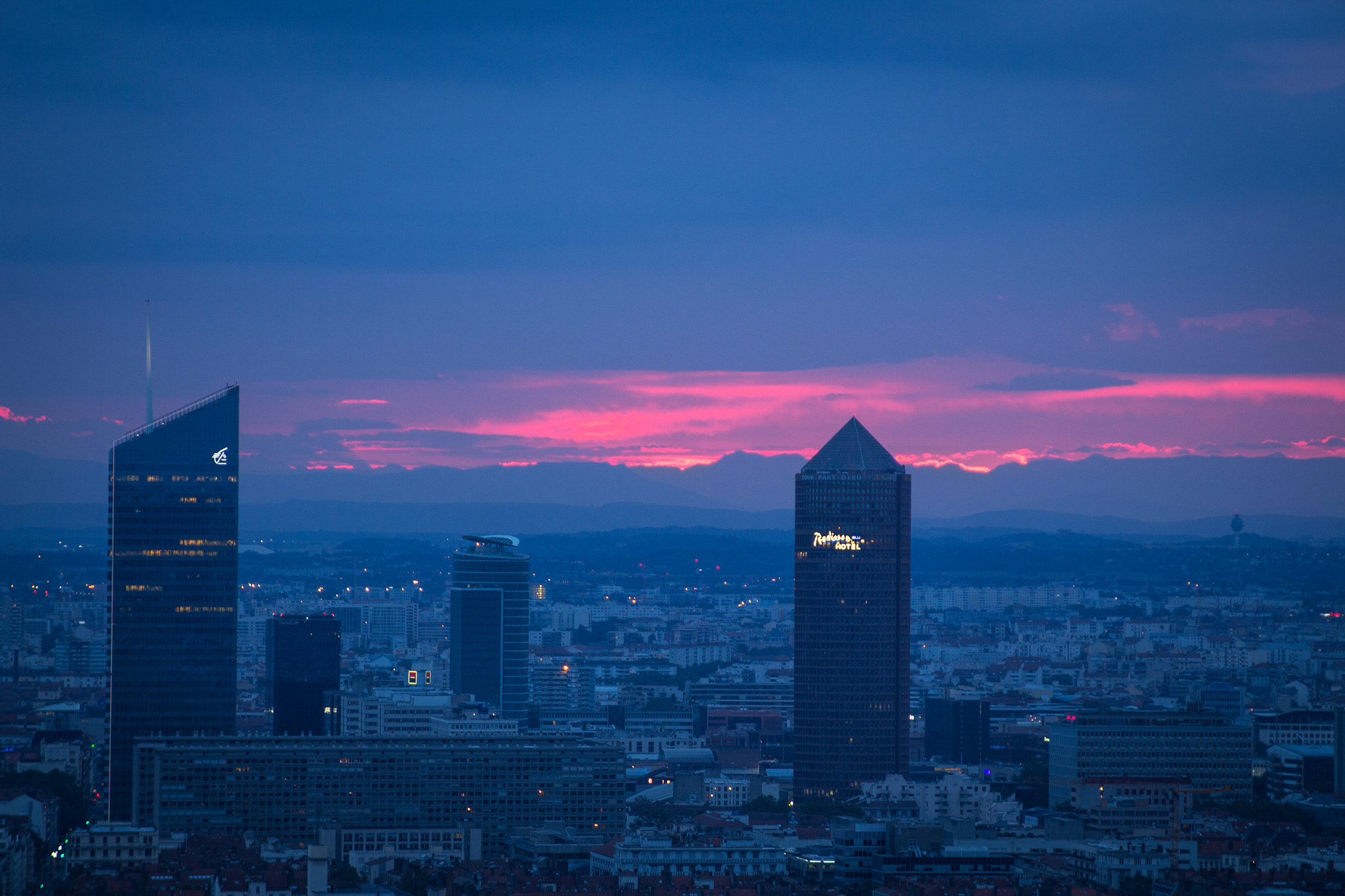 Canon EF 28-105mm f/3.5-4.5 USM sample photo. Mordor behind the alpes photography
