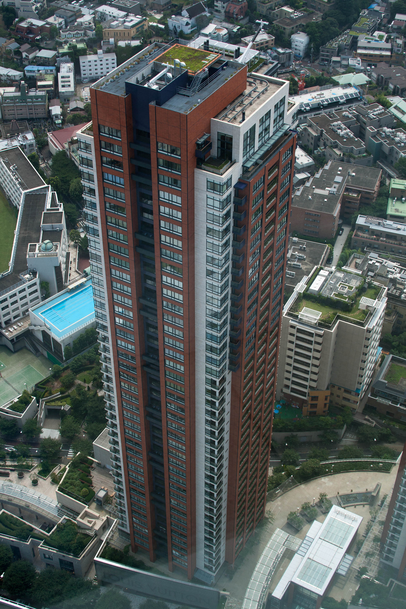 Canon EF 28-135mm F3.5-5.6 IS USM sample photo. Tokyo photography