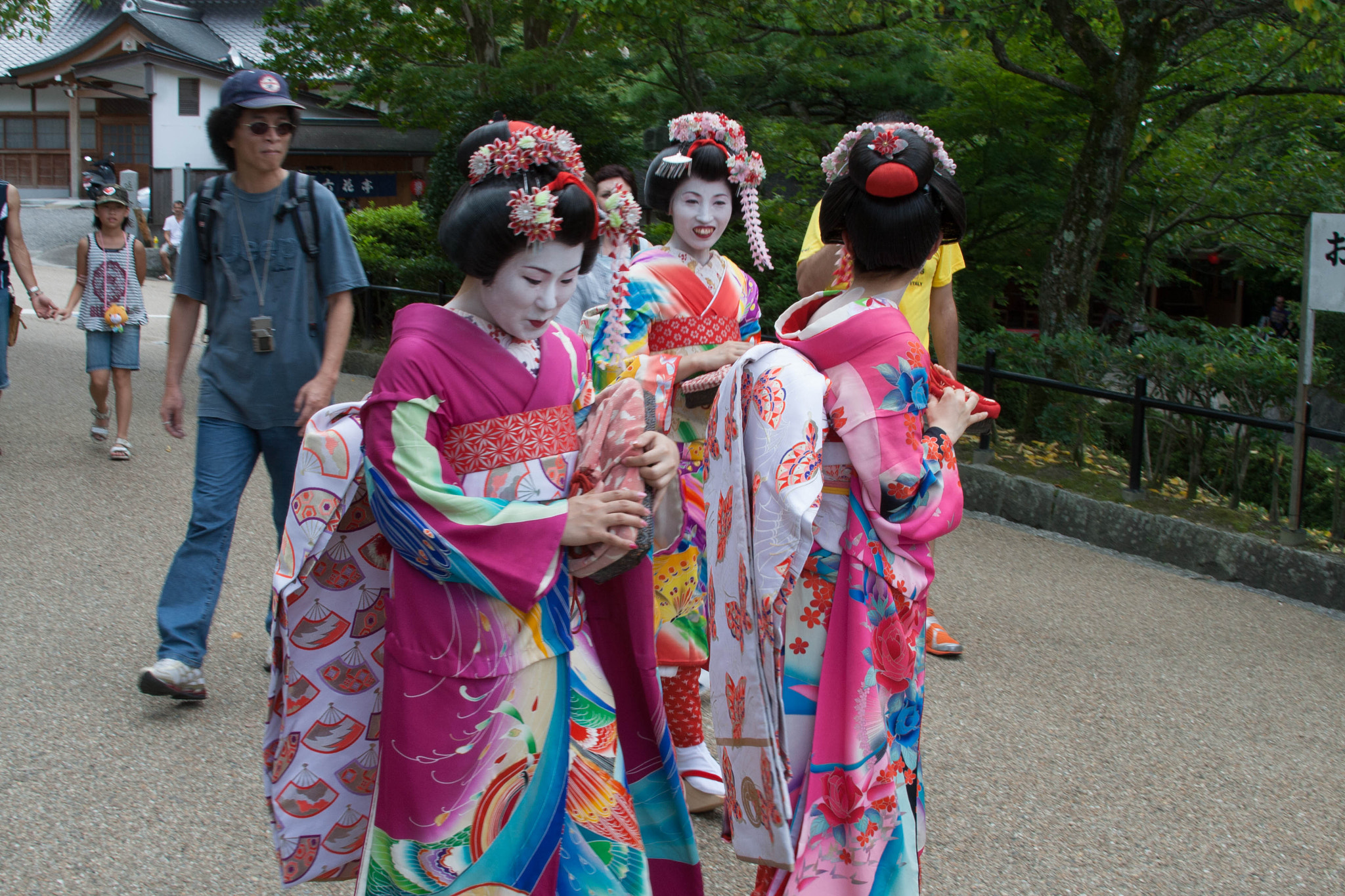 Canon EF 28-135mm F3.5-5.6 IS USM sample photo. Tokyo photography