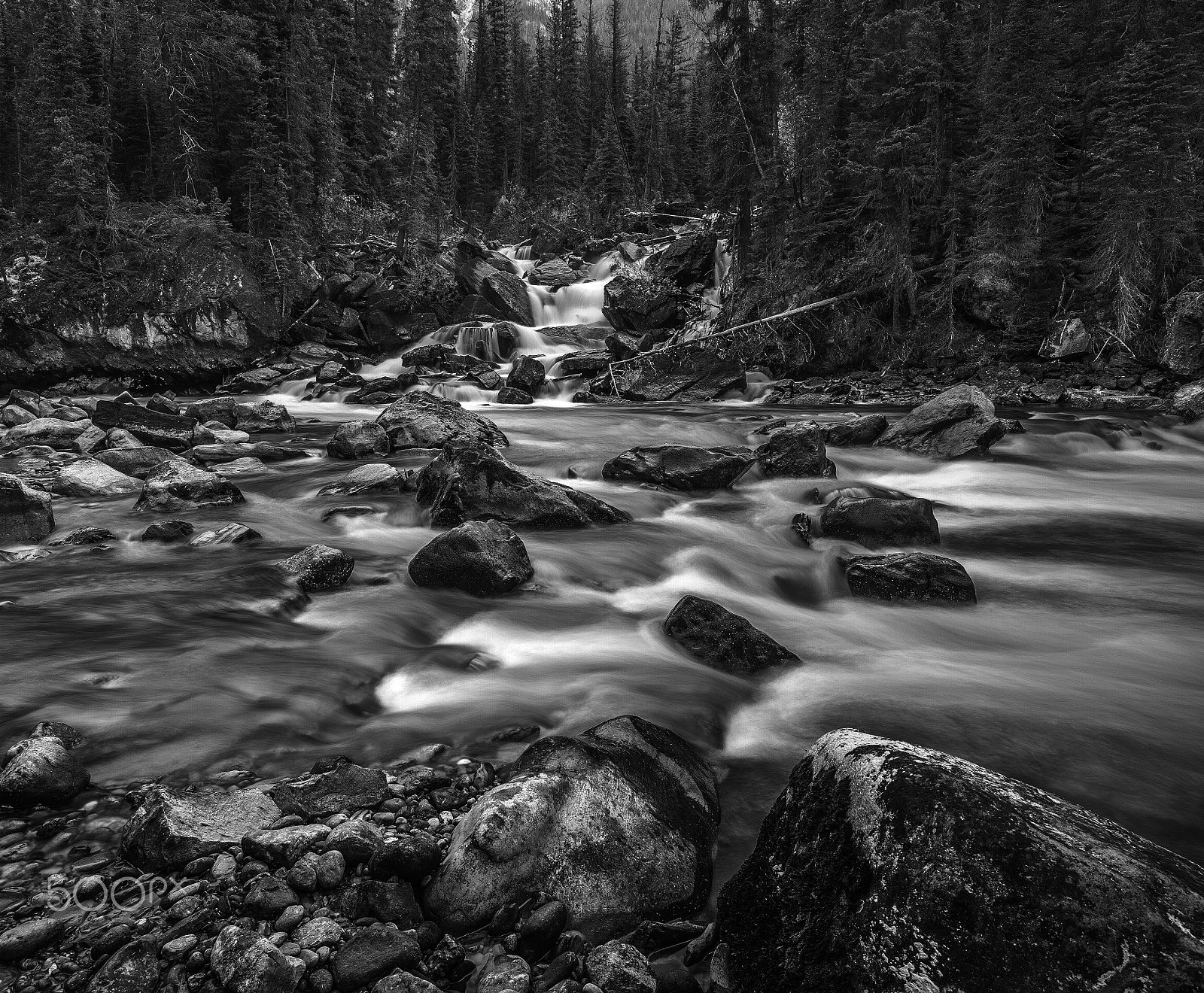 Canon EF 16-35mm F4L IS USM sample photo. Were waters meet-yoho national park photography