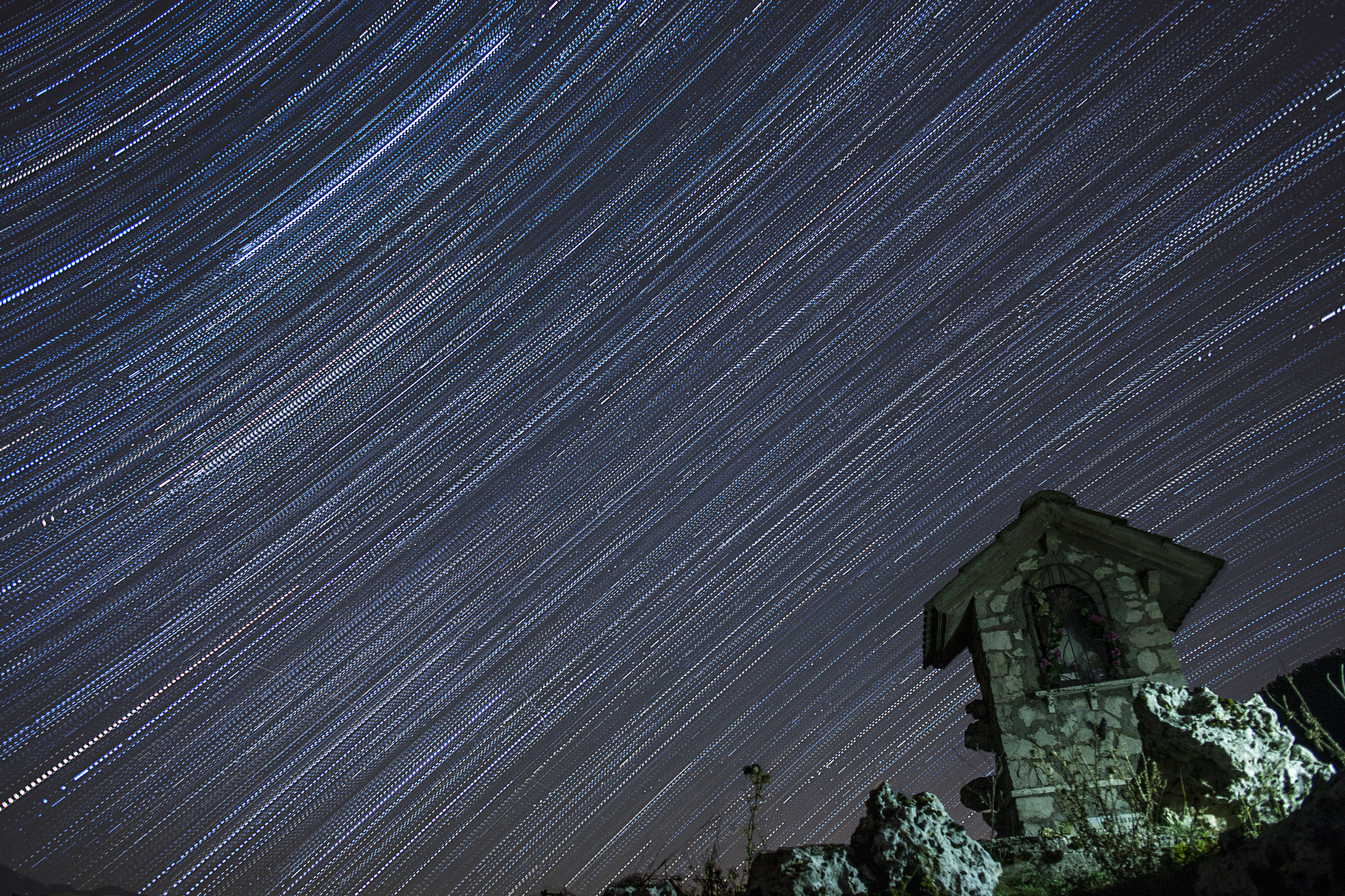 Canon EOS-1Ds Mark II sample photo. Startrail over the sanctuary photography