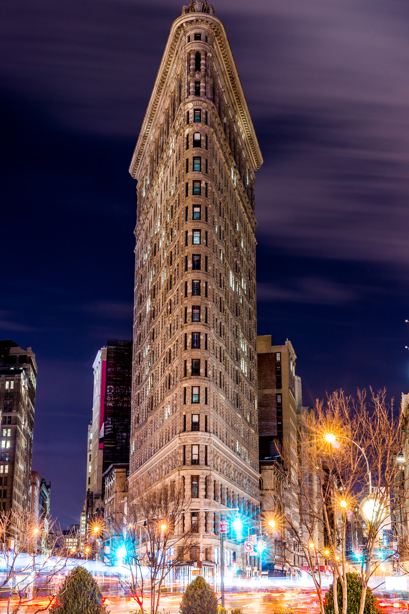 Sony Planar T* 50mm F1.4 ZA SSM sample photo. Flat iron building nyc photography