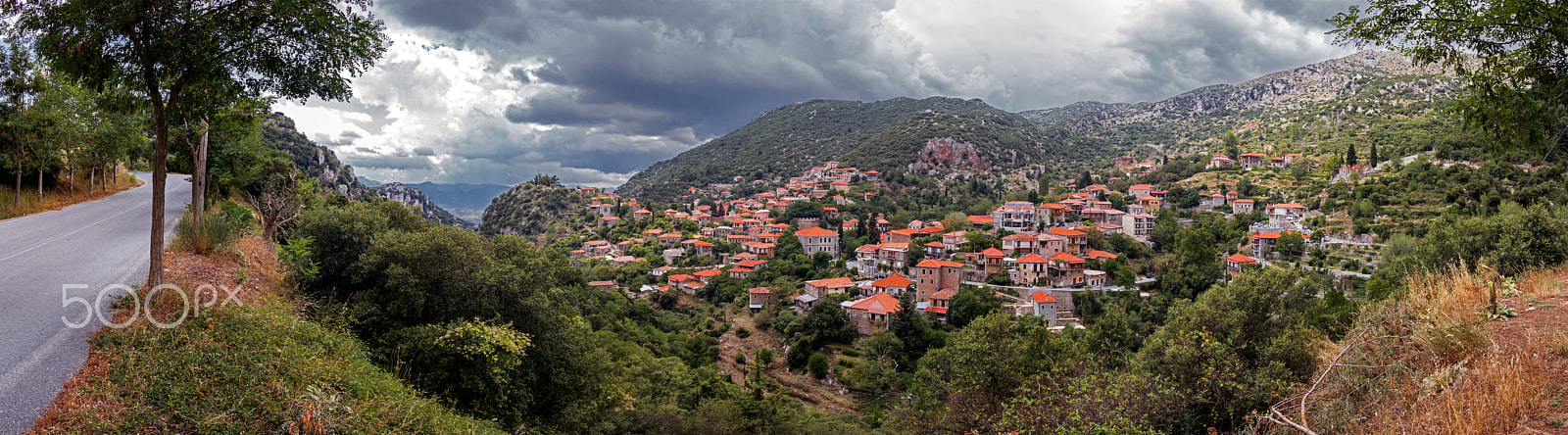 Canon EOS 650D (EOS Rebel T4i / EOS Kiss X6i) + Sigma 18-50mm f/2.8 Macro sample photo. Village on the mountain.. (greece) photography