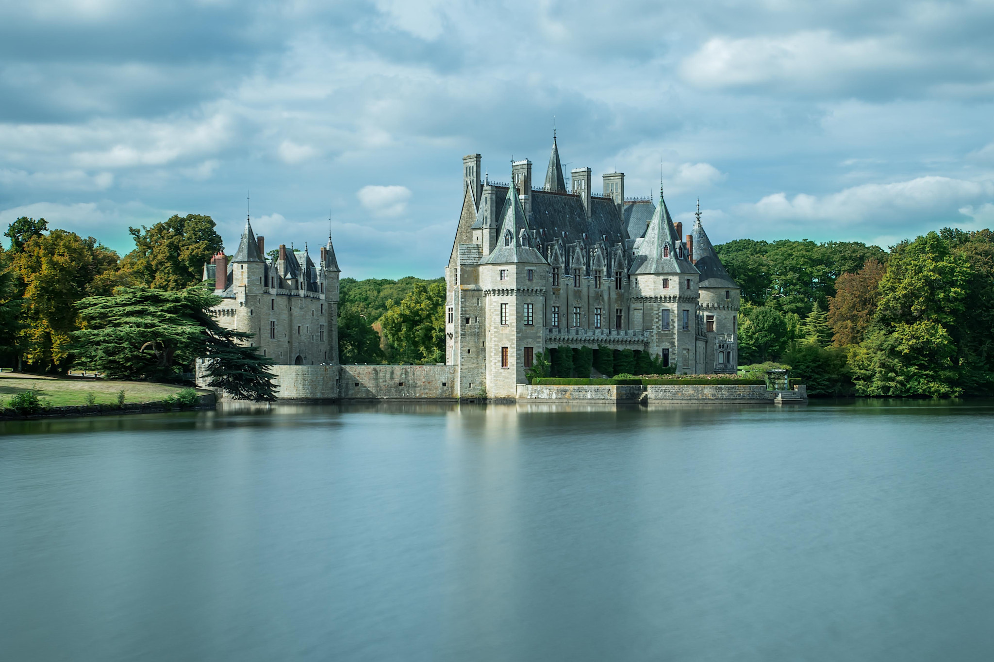 Tamron 18-270mm F3.5-6.3 Di II PZD sample photo. Le château de la bretesche photography