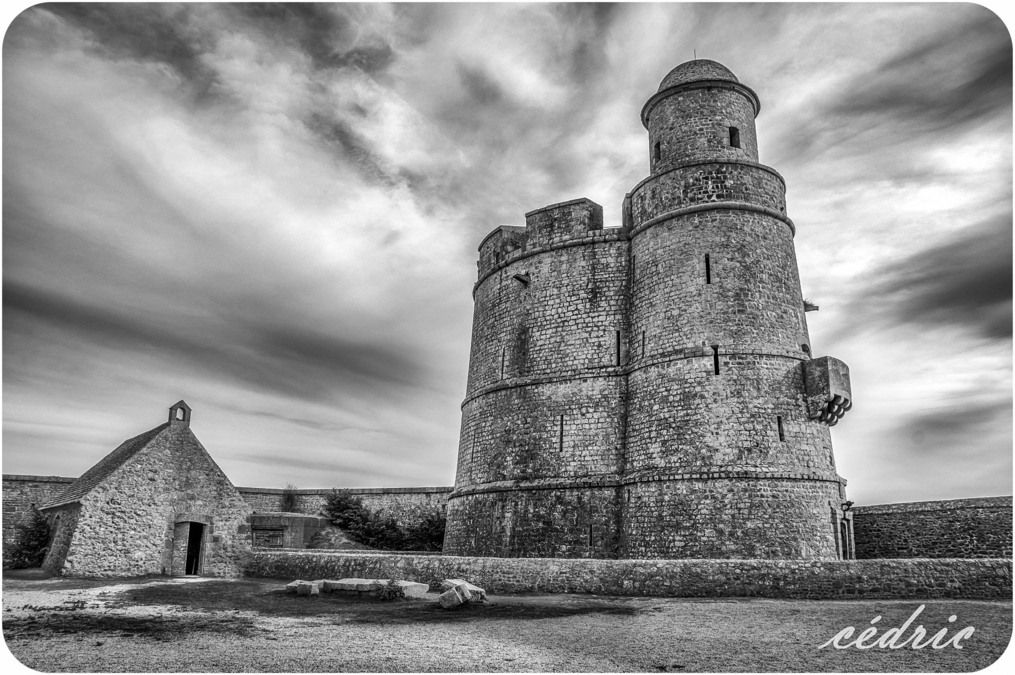 Pentax K-3 II + Sigma 18-200mm F3.5-6.3 II DC OS HSM sample photo. Ile de tatihou photography