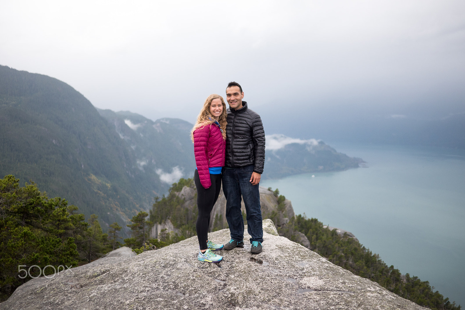 Panasonic Lumix DMC-GH4 + Panasonic Lumix G 20mm F1.7 ASPH sample photo. Mountaintop proposal photography