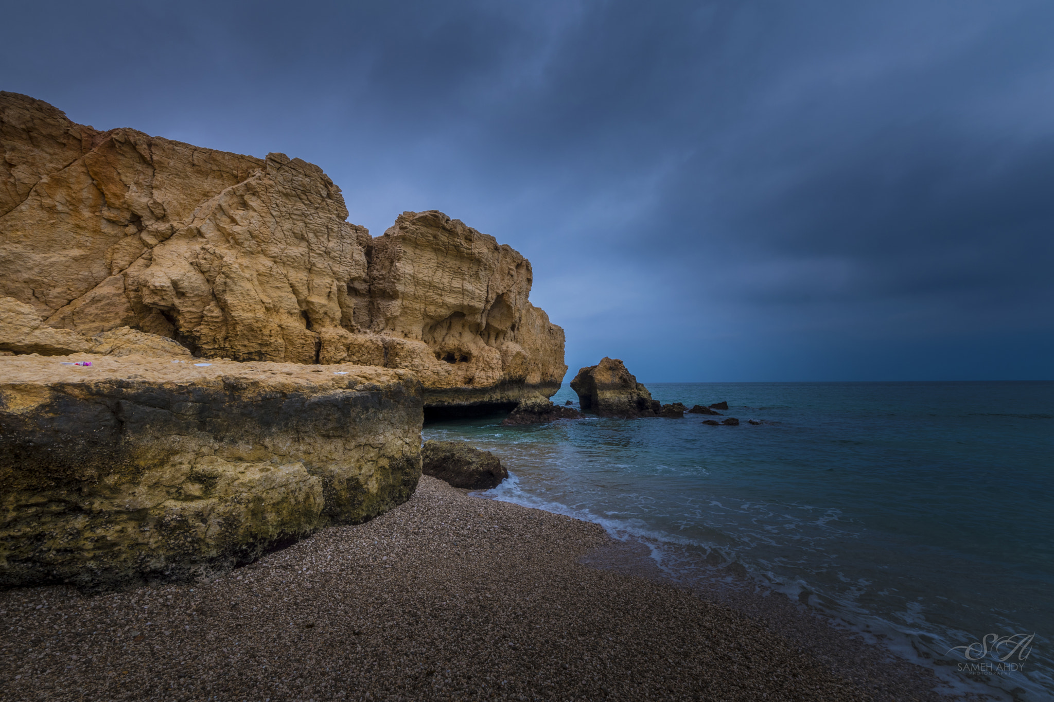 Sigma 8-16mm F4.5-5.6 DC HSM sample photo. By the sea photography