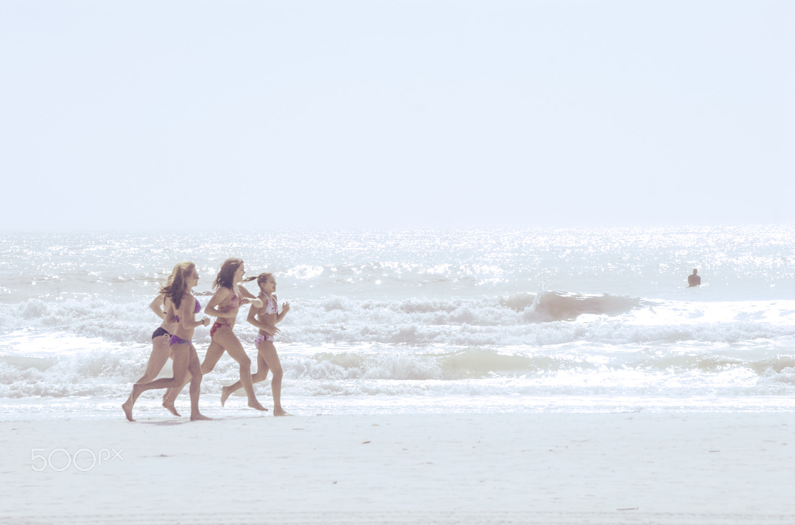 Nikon D200 sample photo. Beach running photography
