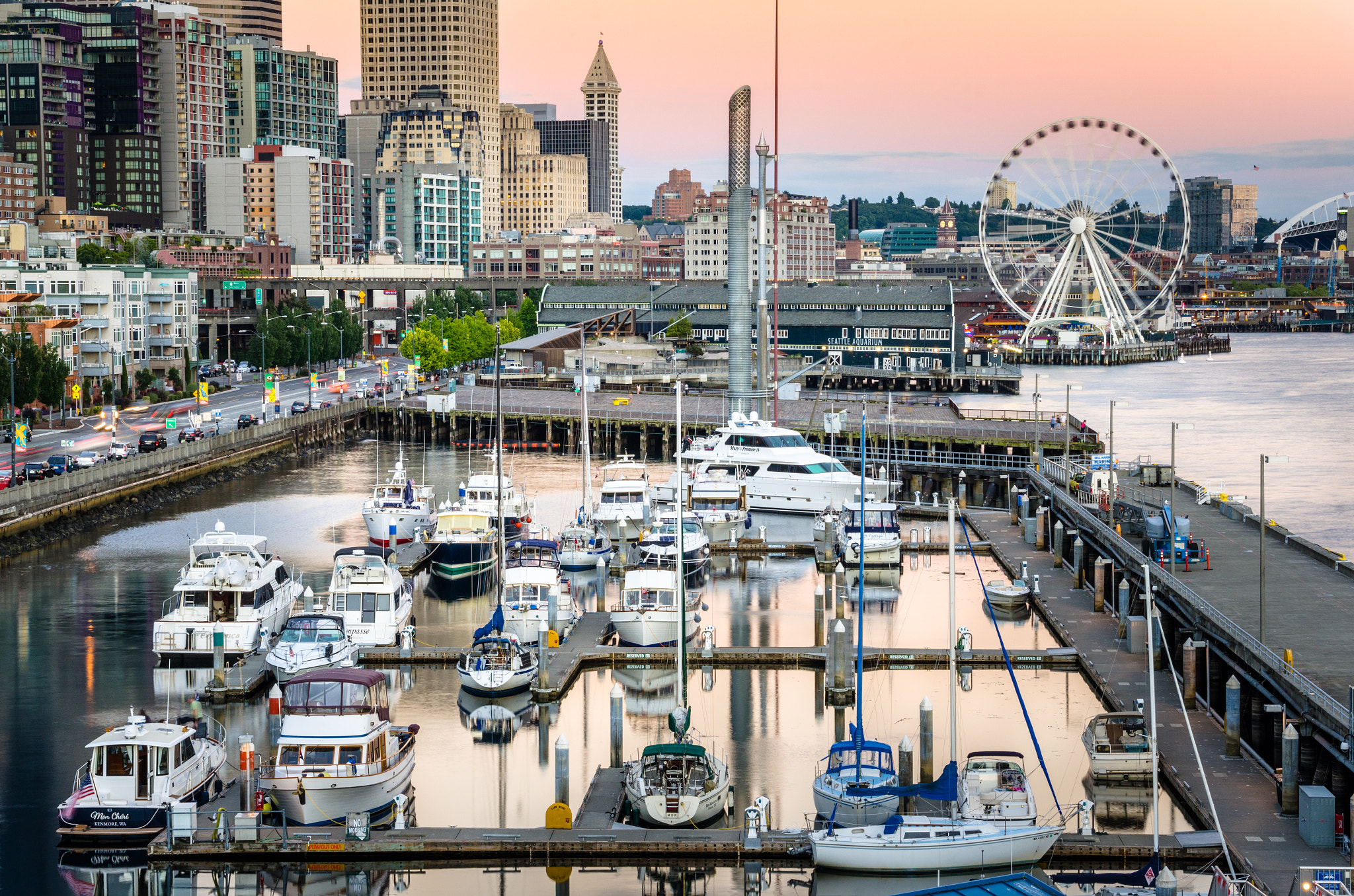 Nikon AF-S Nikkor 24-120mm F4G ED VR sample photo. Seattle waterfront photography