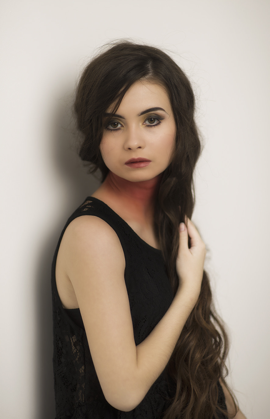 Nikon D3X + Sigma 85mm F1.4 EX DG HSM sample photo. Janna photography