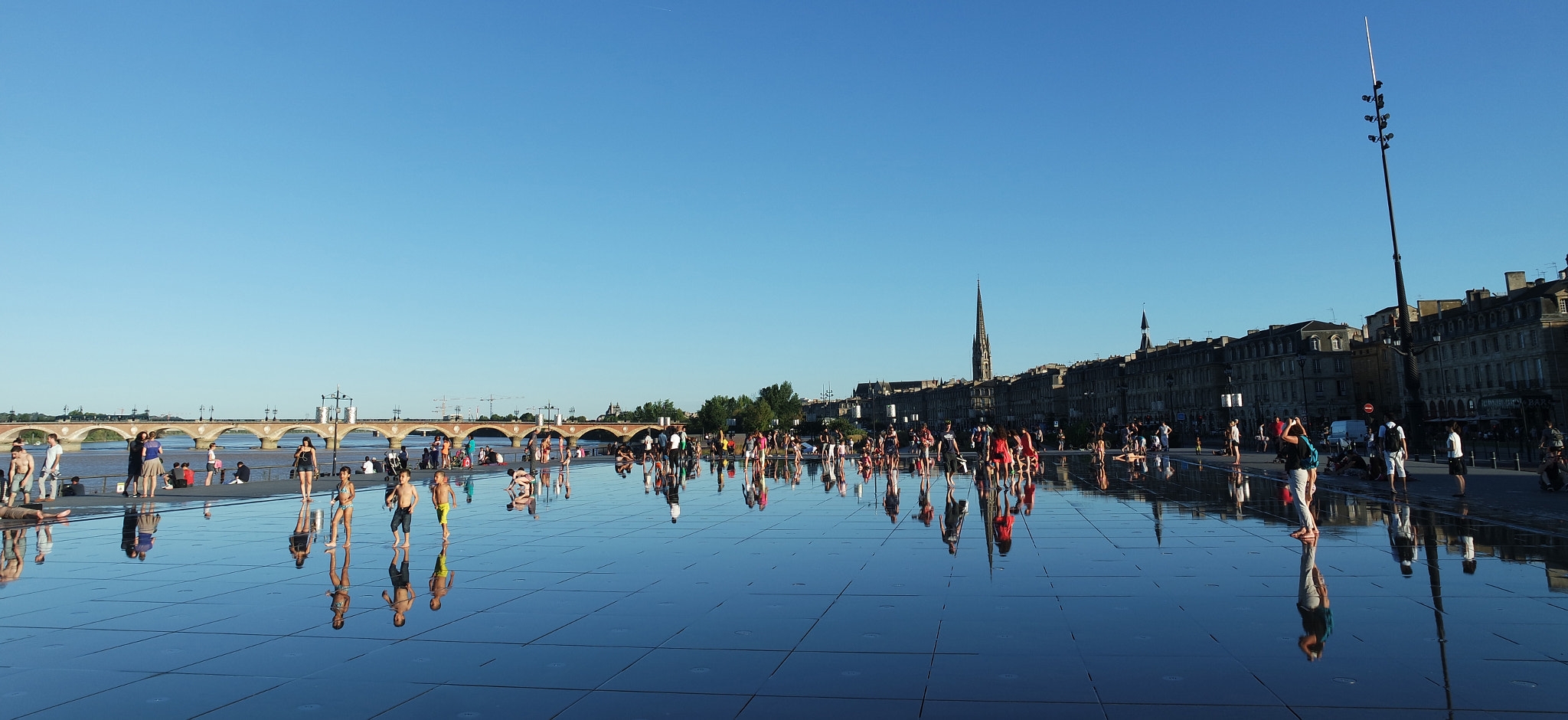 Samsung NX 16-50mm F3.5-5.6 Power Zoom ED OIS sample photo. Mirroir d´eau photography