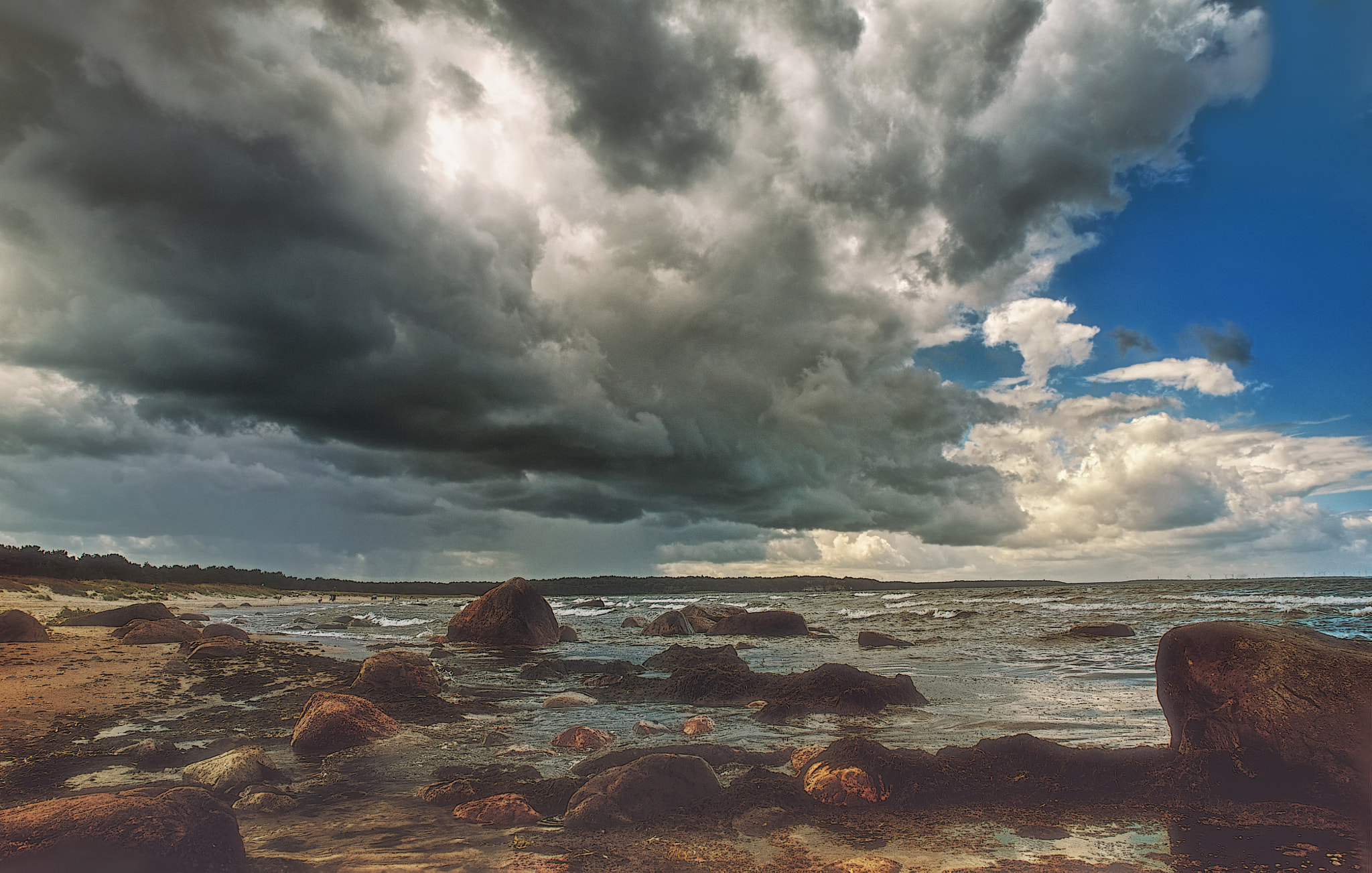 Nikon D700 + Sigma 24-70mm F2.8 EX DG Macro sample photo. Stones from clouds photography