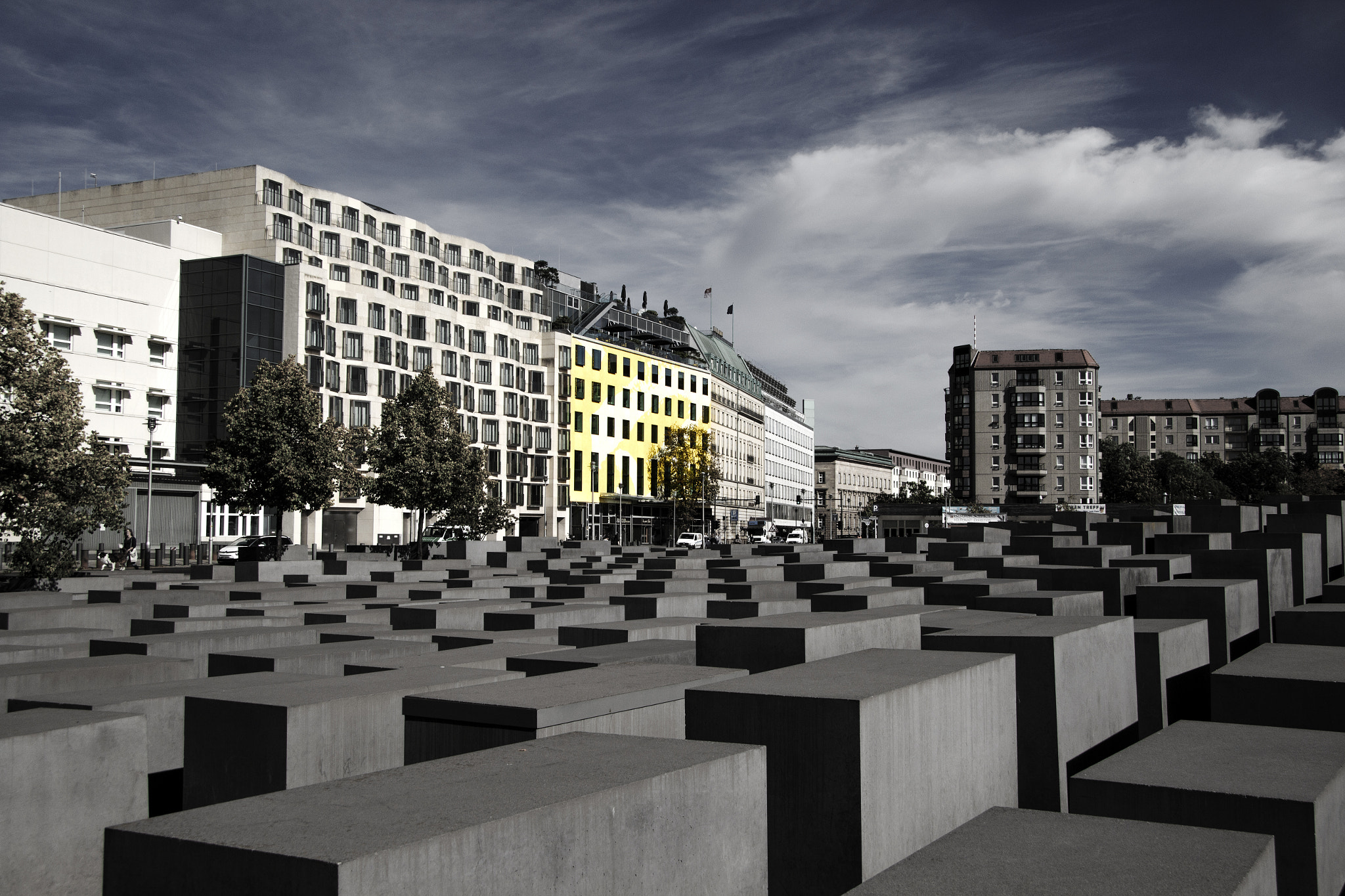 Canon EF-S 17-85mm F4-5.6 IS USM sample photo. Berlin. memorial. photography