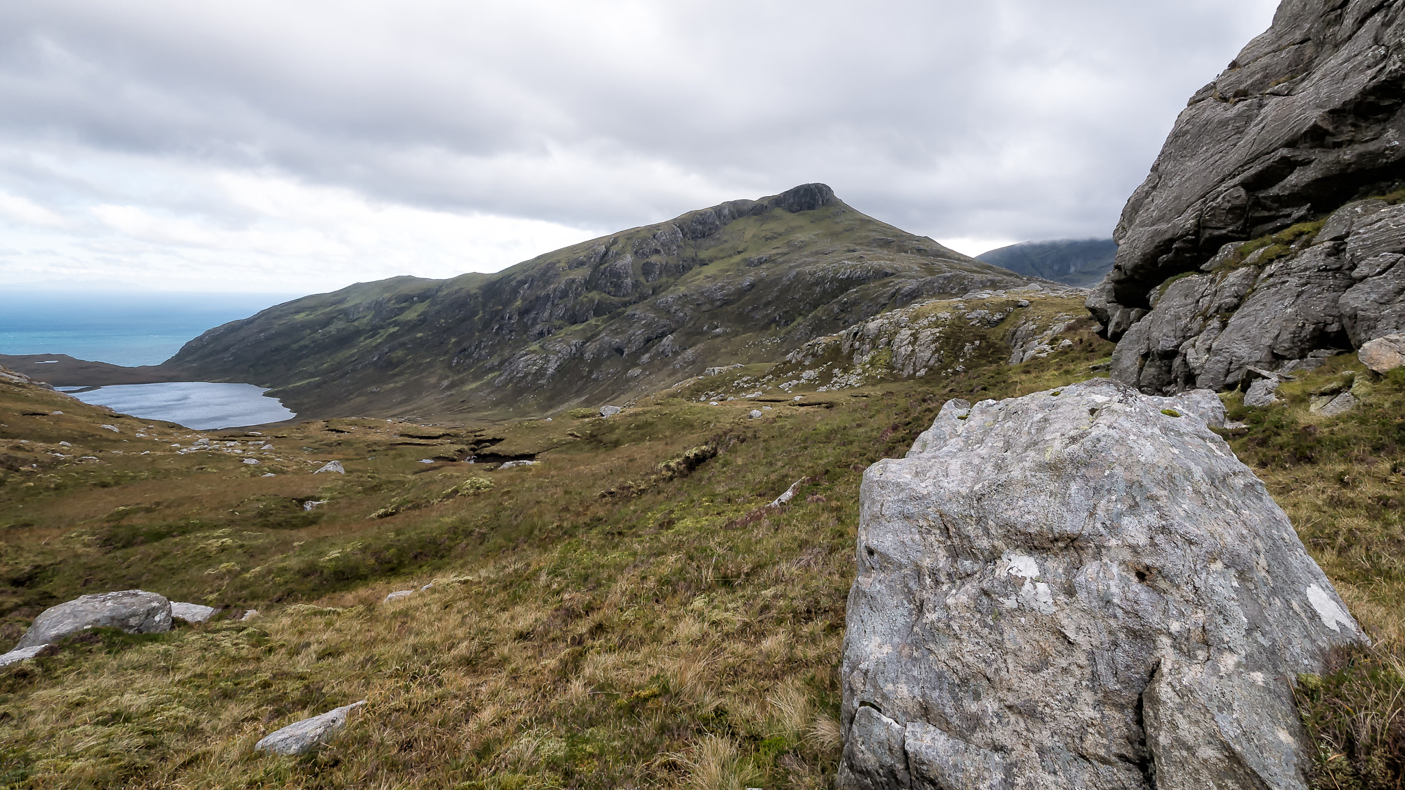 Panasonic Lumix DMC-G7 + Panasonic Lumix G Vario 7-14mm F4 ASPH sample photo. Beinn choradail photography