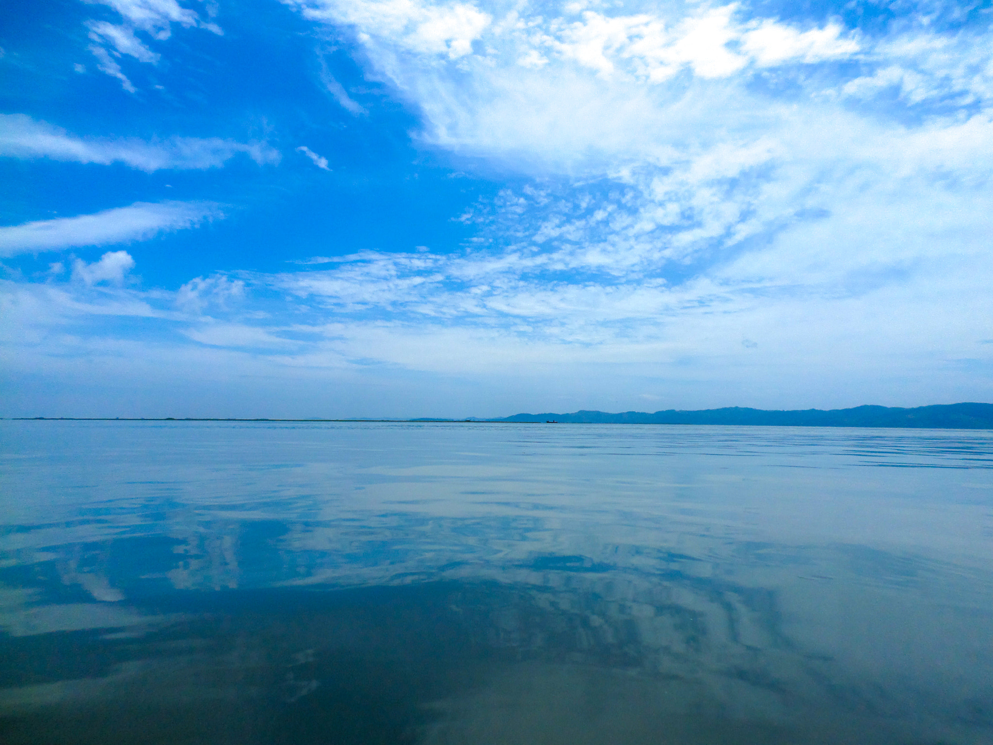 Samsung ST2014F sample photo. Reflexo photography