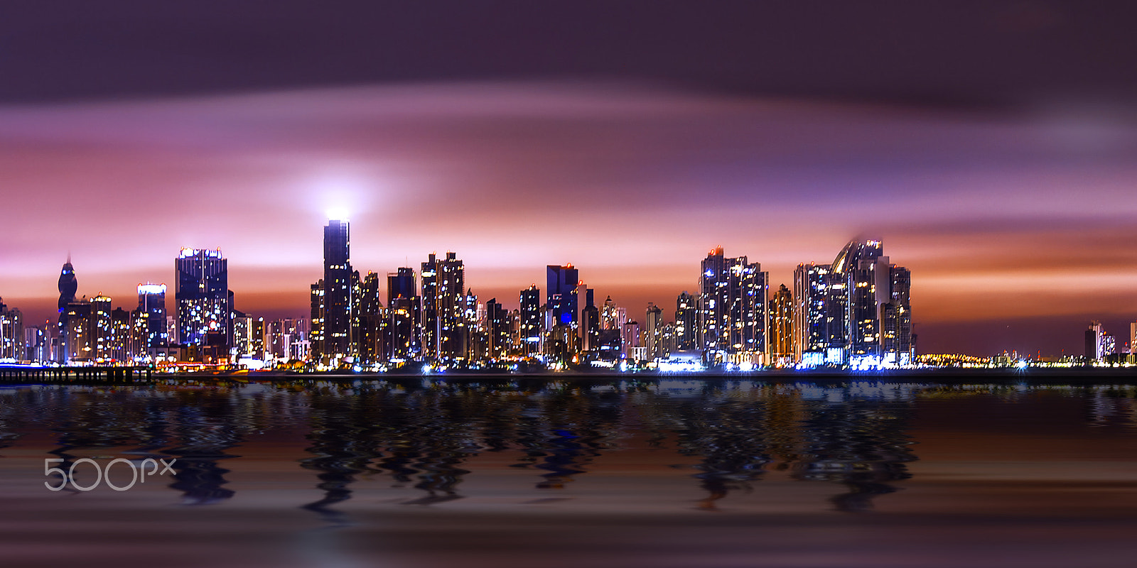 Sony DT 18-70mm F3.5-5.6 sample photo. Walking through panama photography