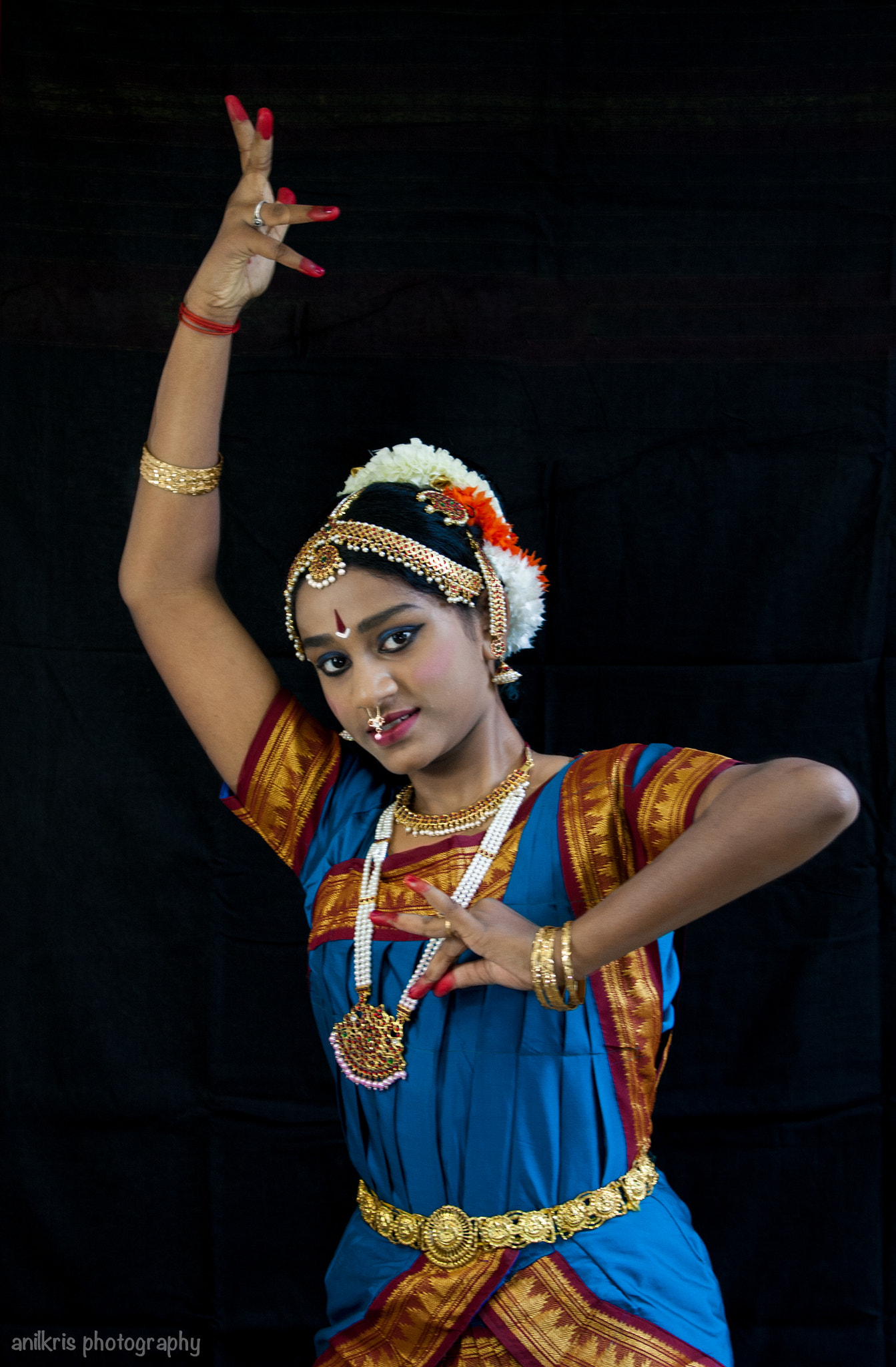 Canon EOS 450D (EOS Rebel XSi / EOS Kiss X2) sample photo. Bharatanatyam dance photography