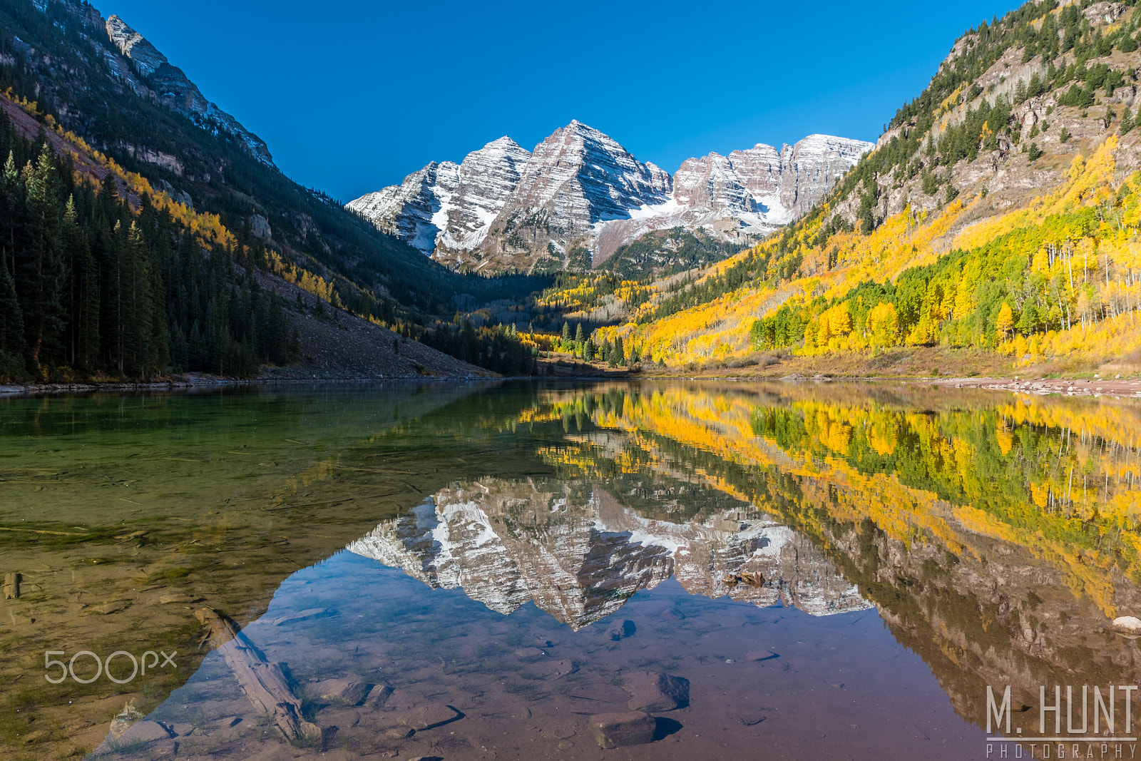 Nikon D500 + Sigma 17-50mm F2.8 EX DC OS HSM sample photo. Maroon bells in autumn photography