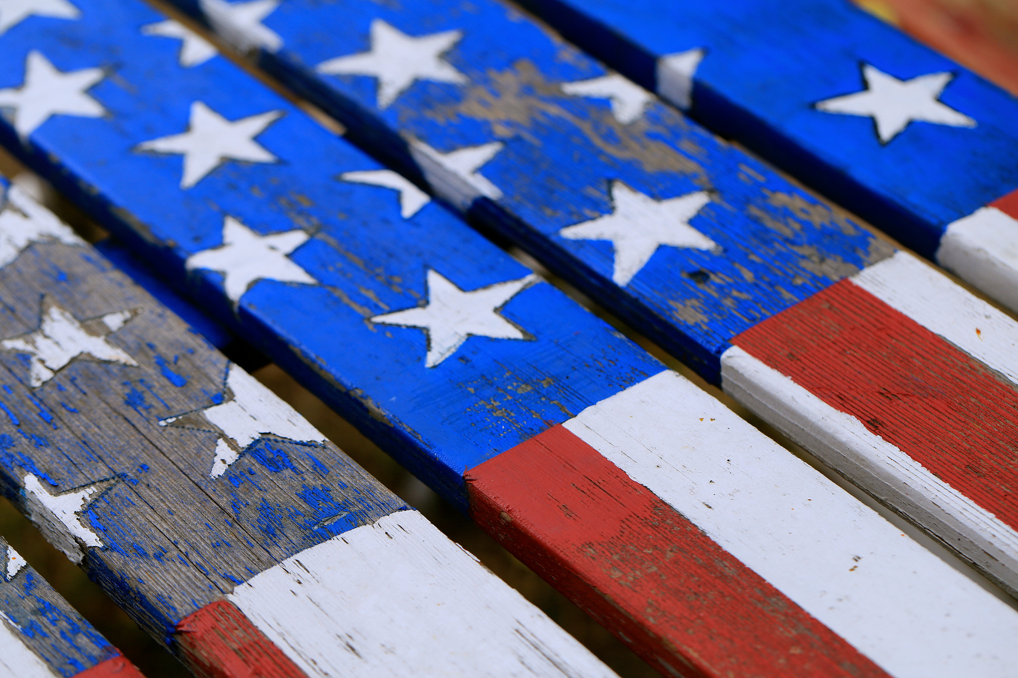 Canon EOS 6D + Canon EF 100mm F2.8L Macro IS USM sample photo. Flag photography